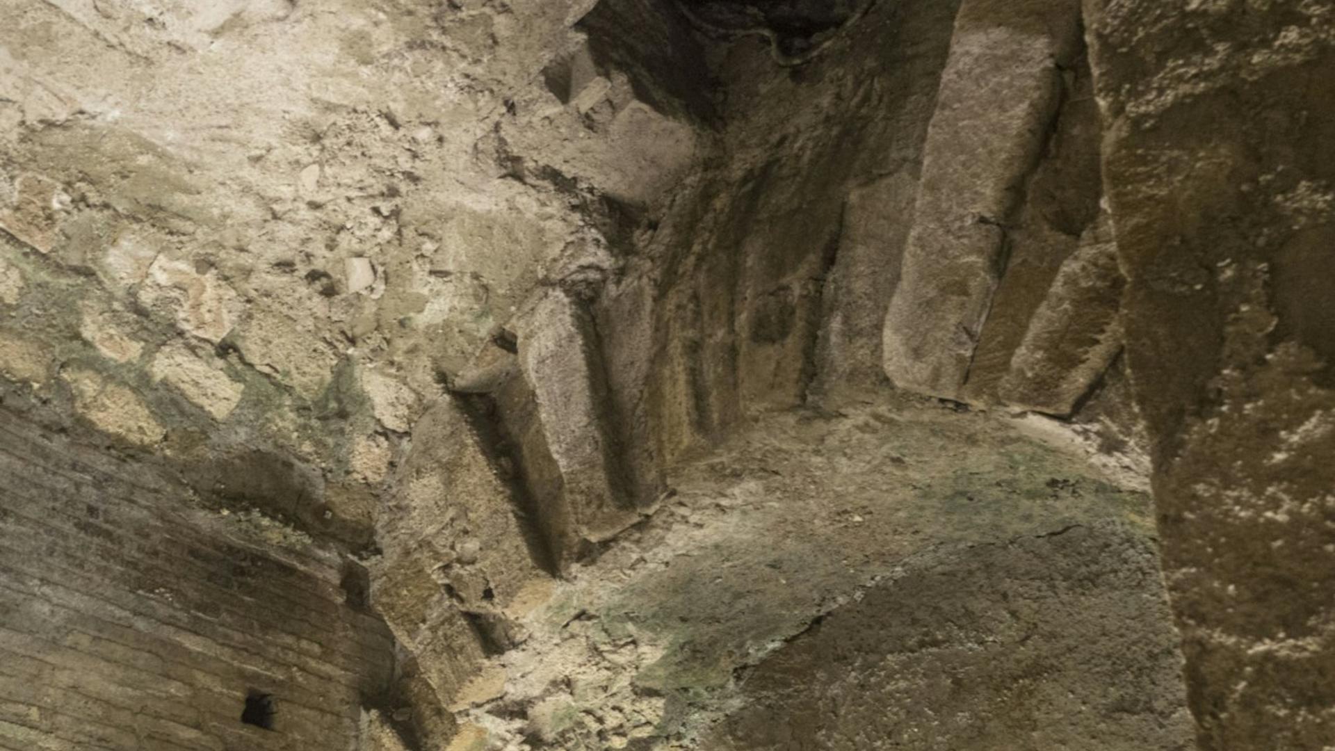 Naples Underground Tour - Thumbnail 7