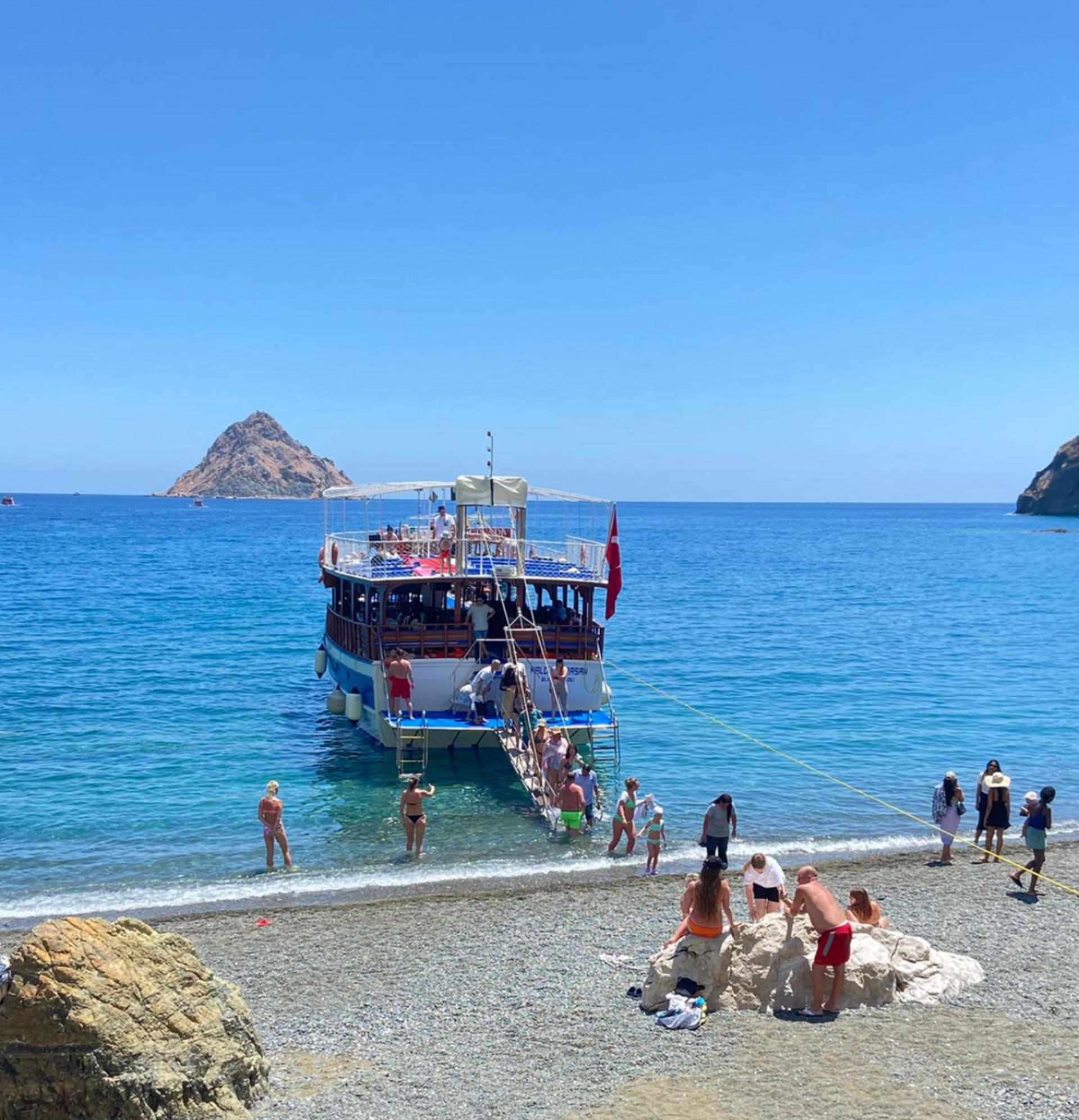 Kemer Porto Ceneviz & Akseki Koyu Half-Day Boat Tour - Thumbnail 3