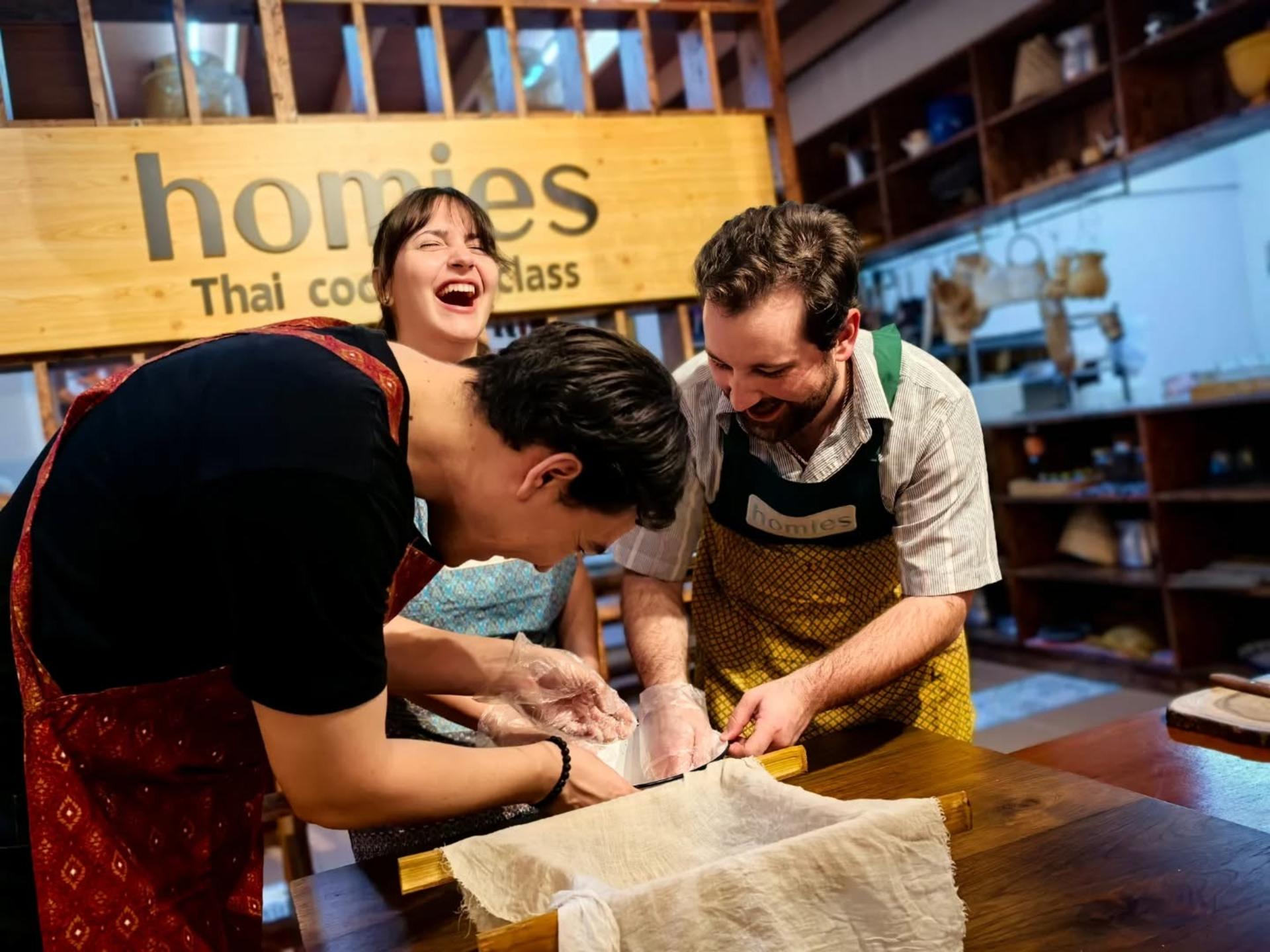 Homies Thai cooking class - Thumbnail 64