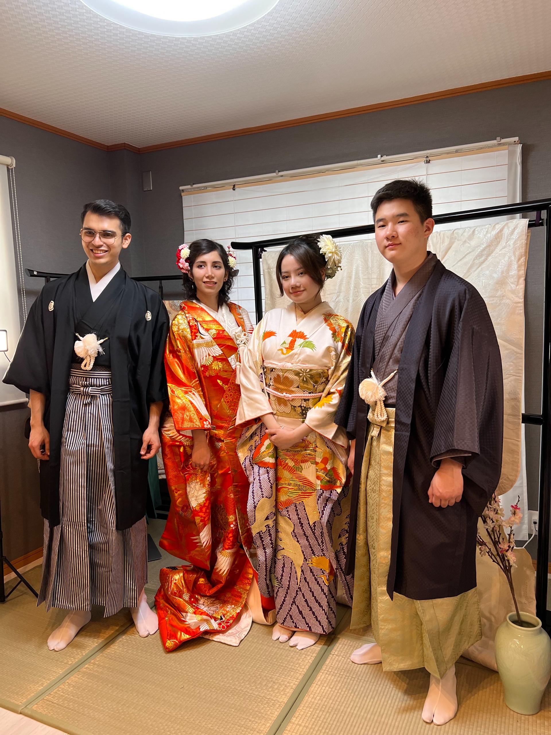 Kimono & Japanese Home Cooking Experience in Osaka - Image 1