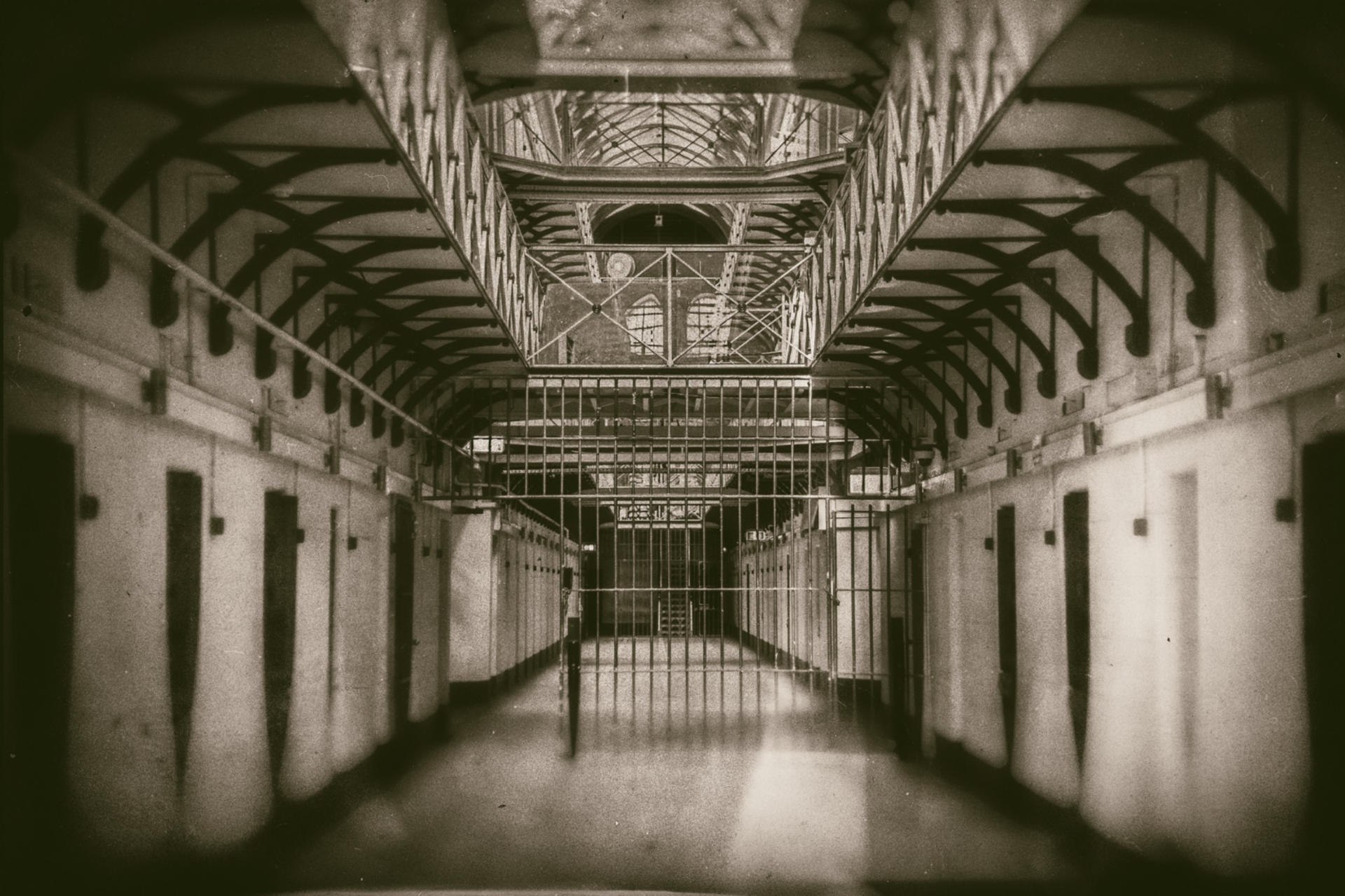 Iconic Guided Ghost Tours in Melbourne - Thumbnail 3
