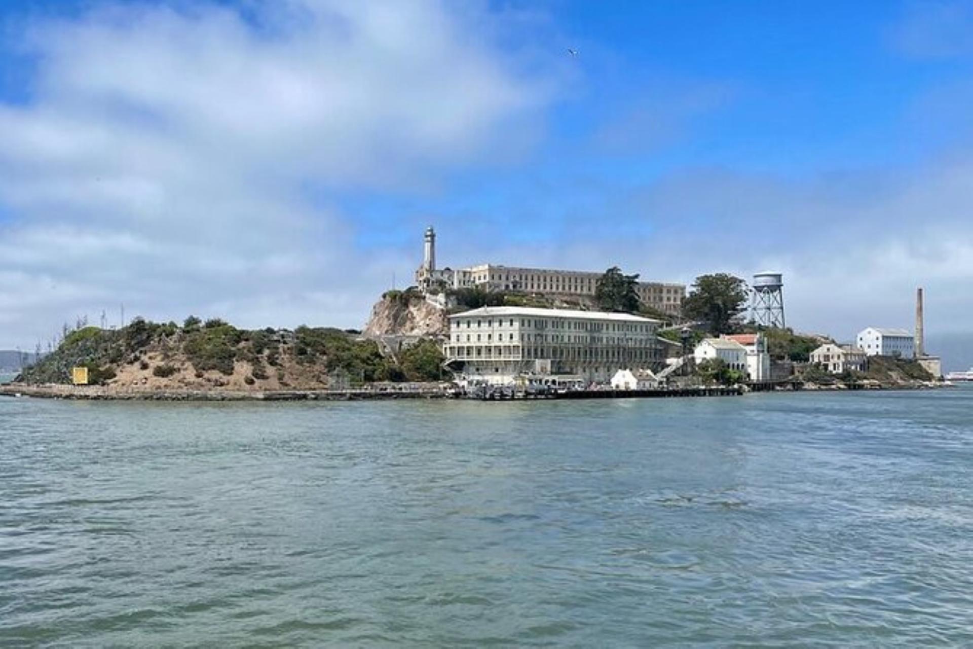 San Francisco Alcatraz App Guided Tour with Cruise and Jail House - Thumbnail 4