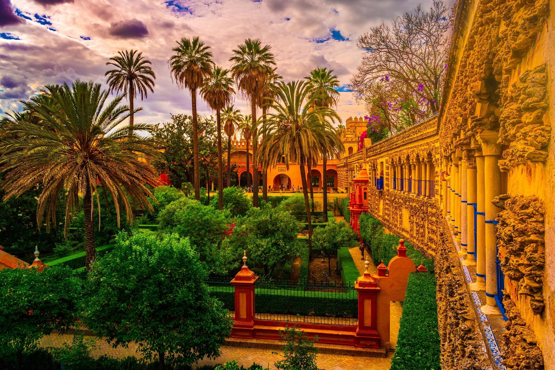 Alcazar, Cathedral and Giralda Tour in Seville - Thumbnail 11