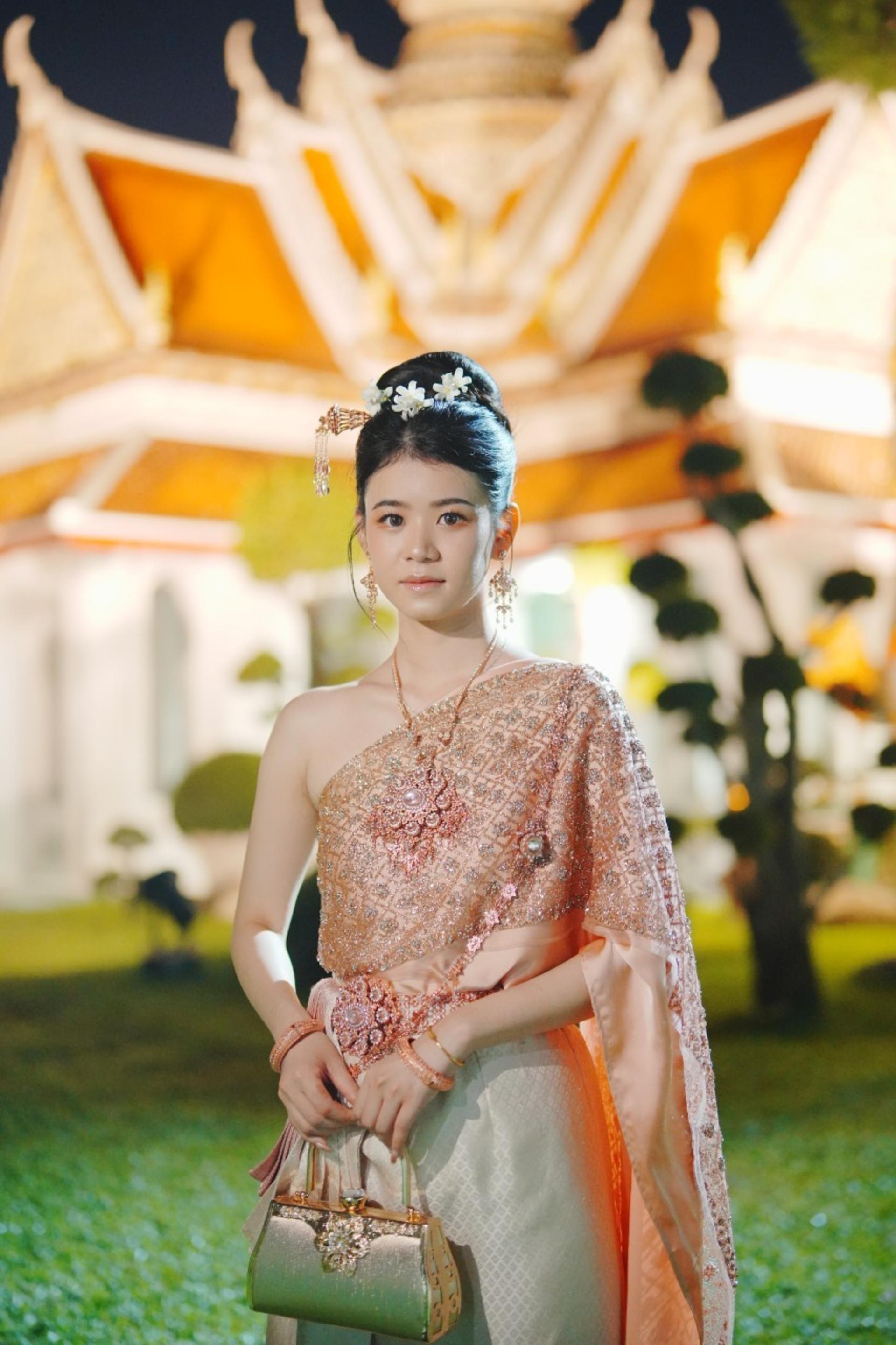 Thai Costume Rental Bangkok by Absolute Thai - Thumbnail 89