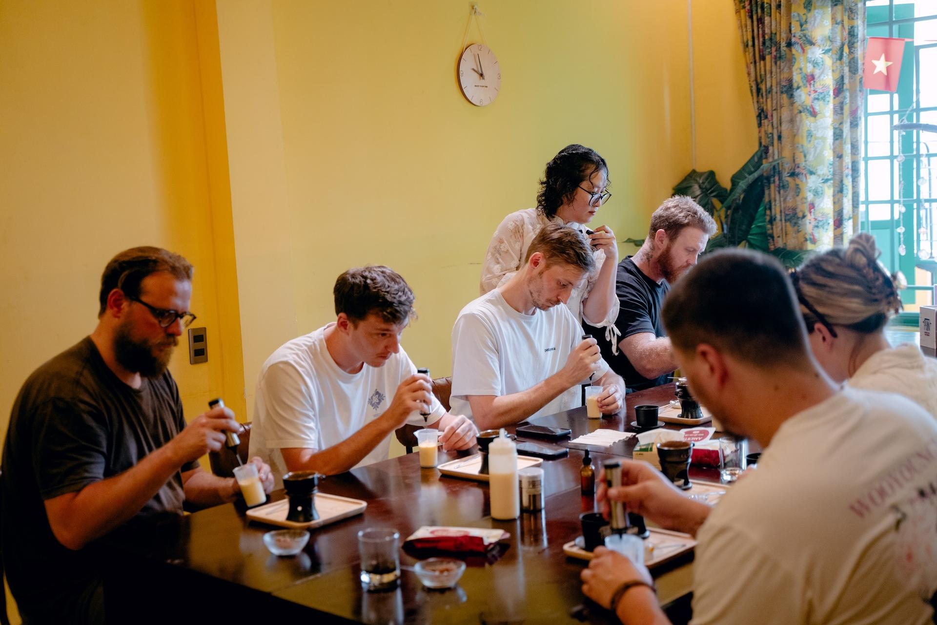 Da Nang Phin Coffee Class With Egg, Salt & Coconut Styles  - Thumbnail 16