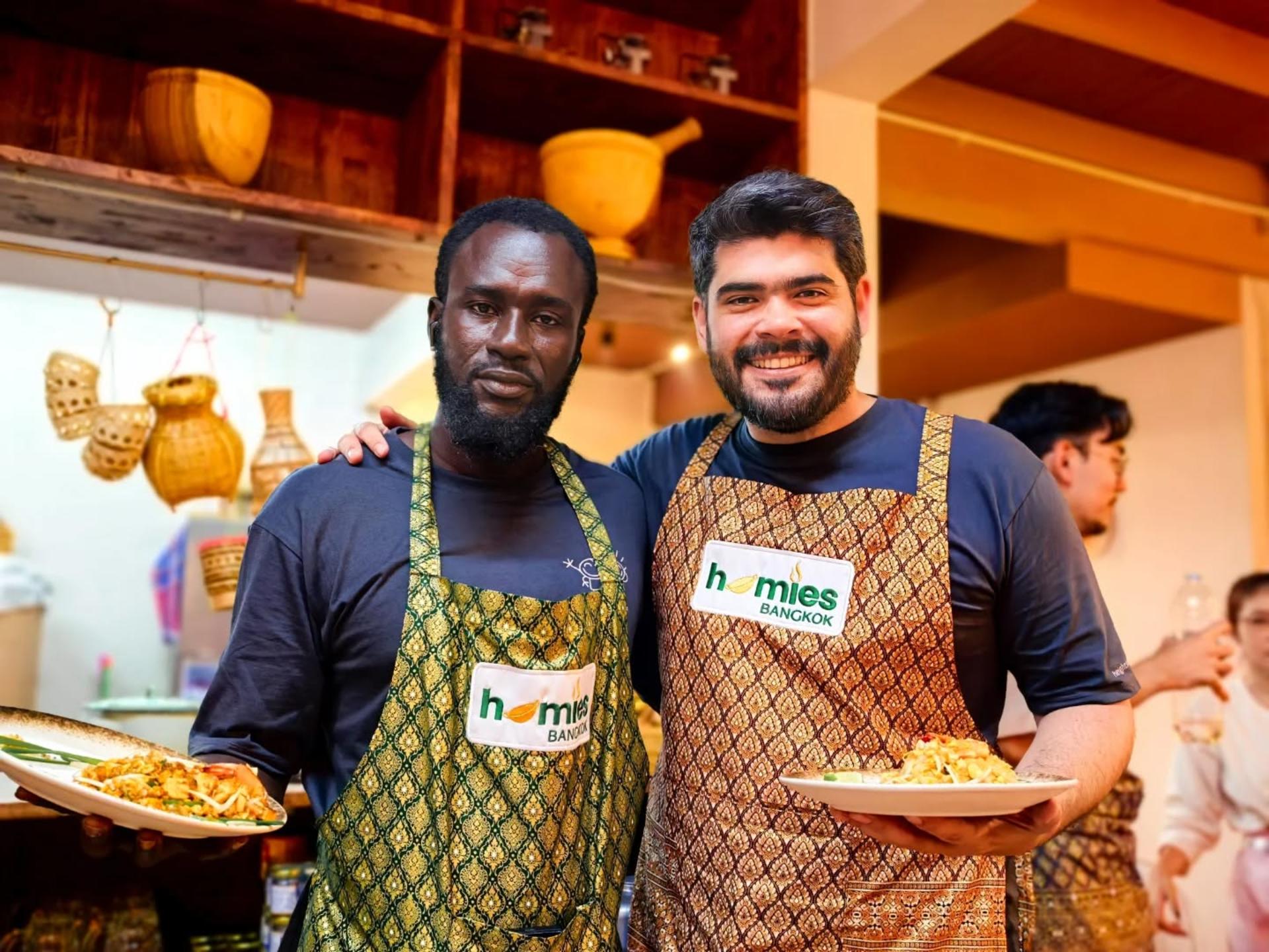 Homies Thai cooking class - Thumbnail 25