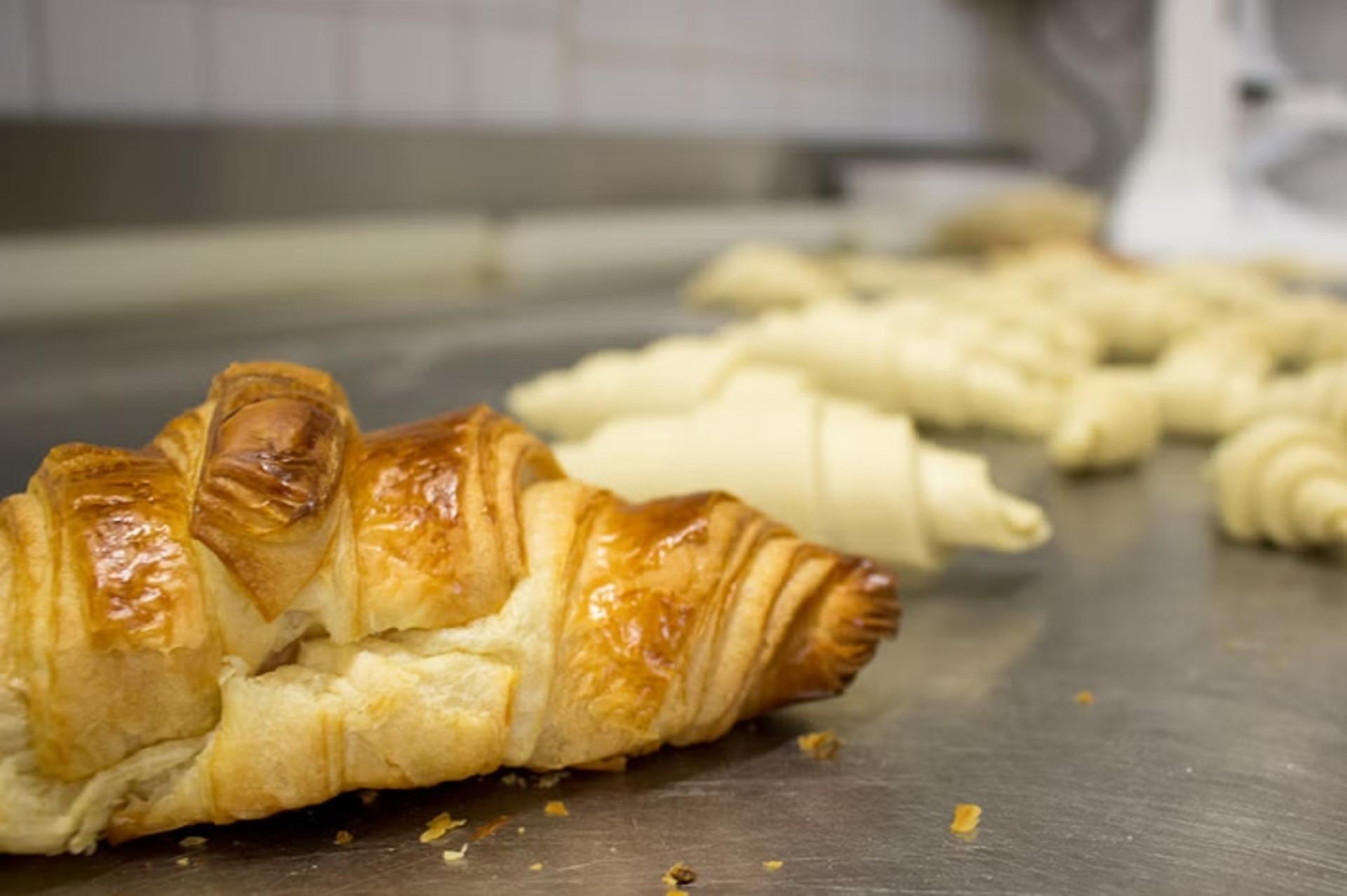 French Bread Making Class in Paris - Thumbnail 2