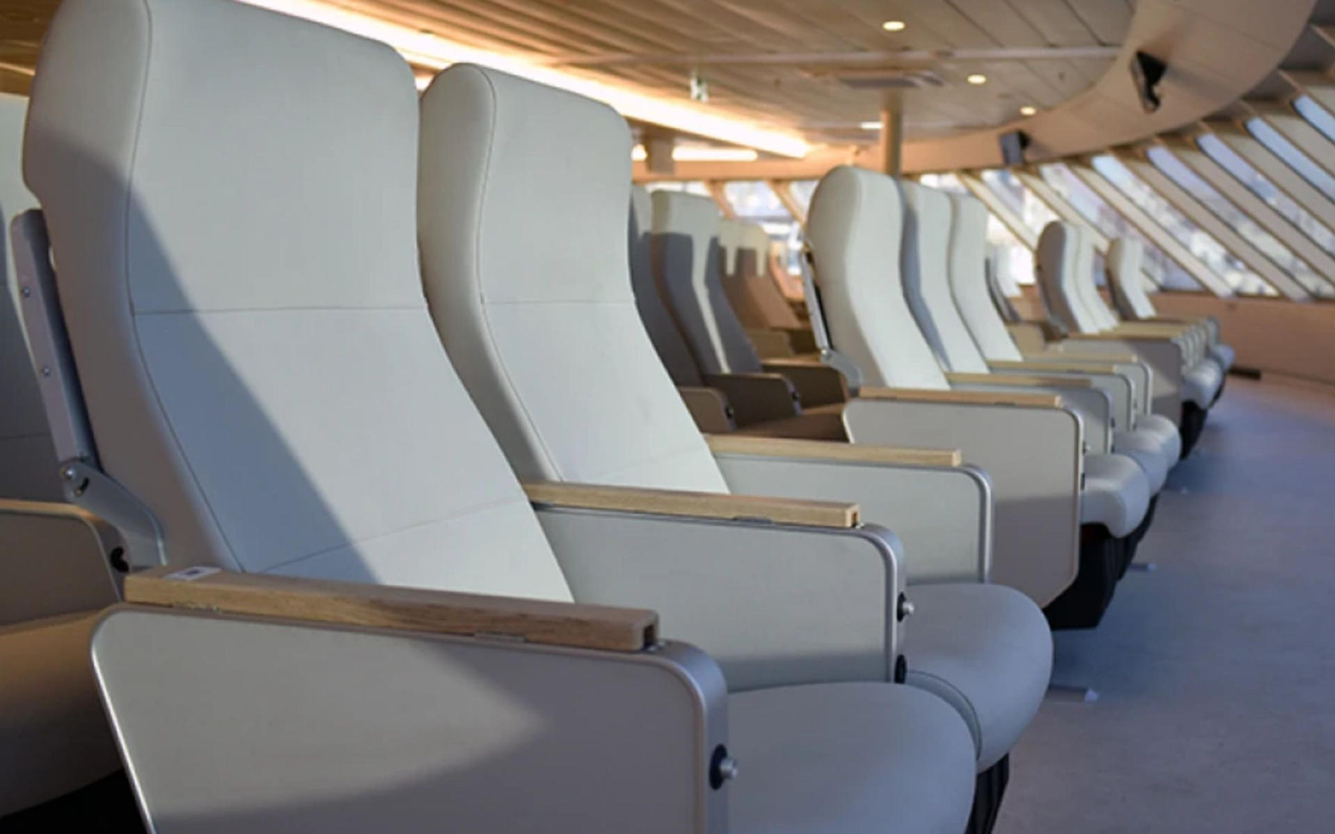 Mykonos - Paros Ferry Ticket by Seajets - Thumbnail 3