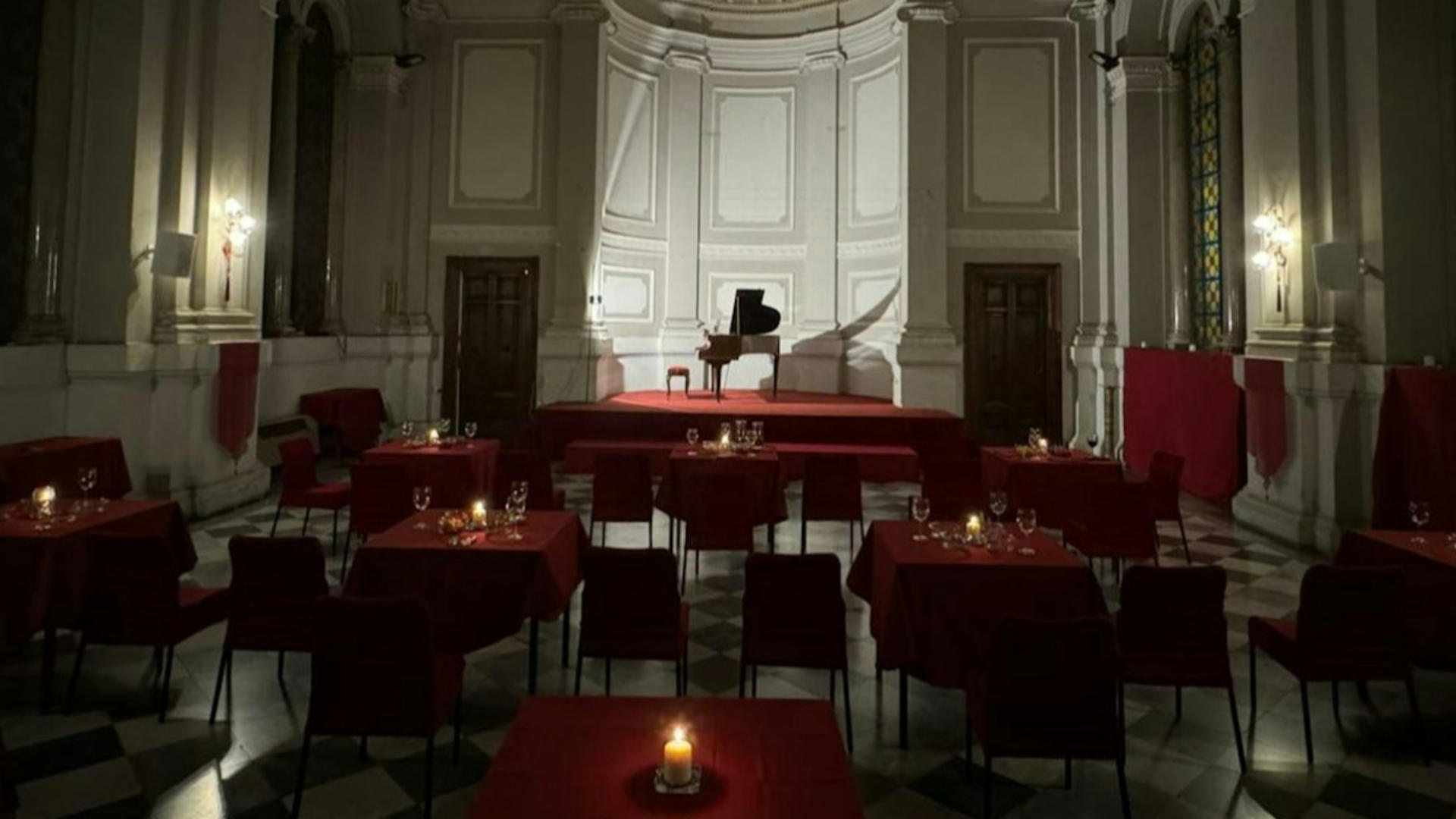 Freddie Mercury Opera show in Rome - Thumbnail 3