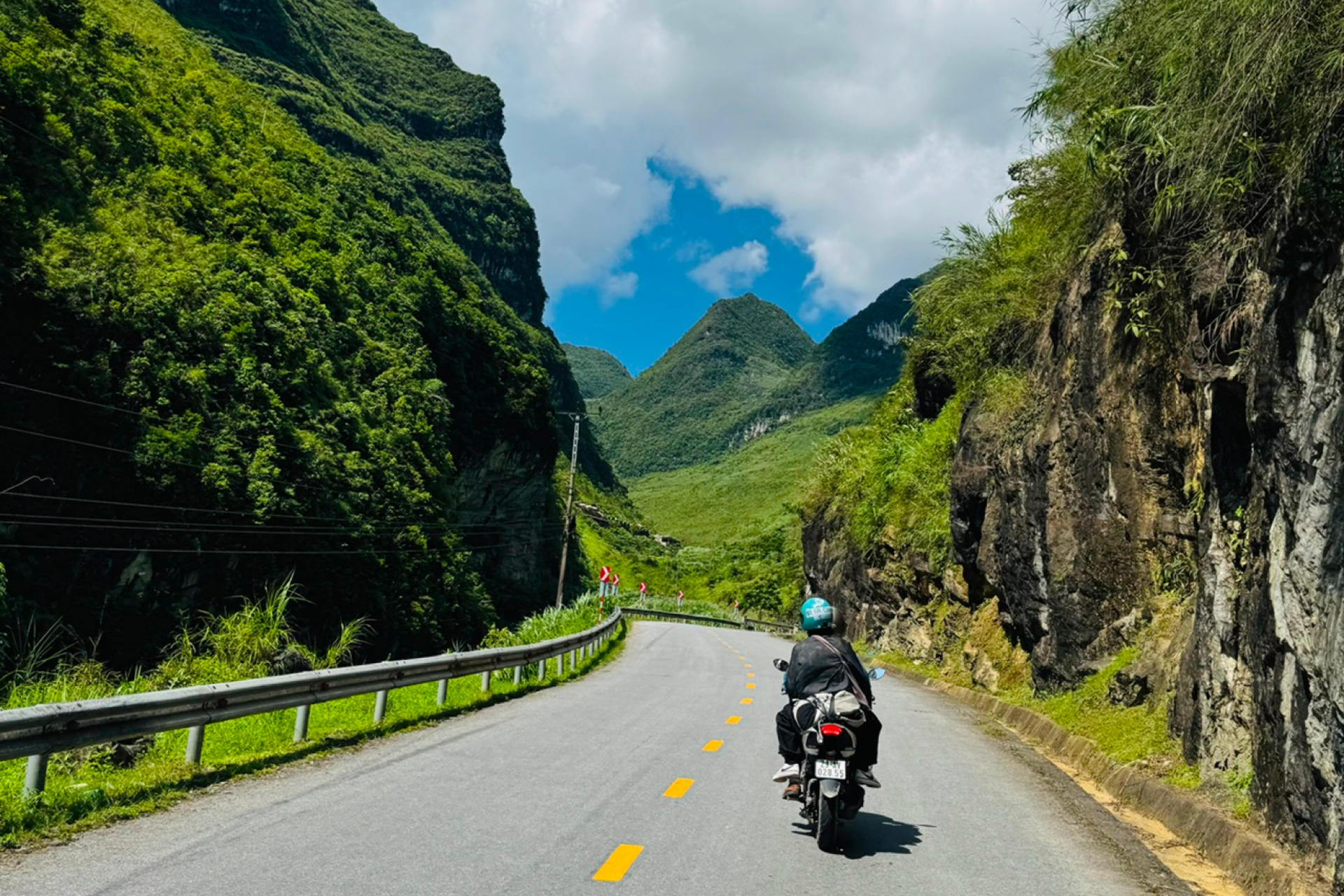 From Hanoi: Cao Bang Heritage Trail 3-Day Easy Rider Adventure - Thumbnail 2