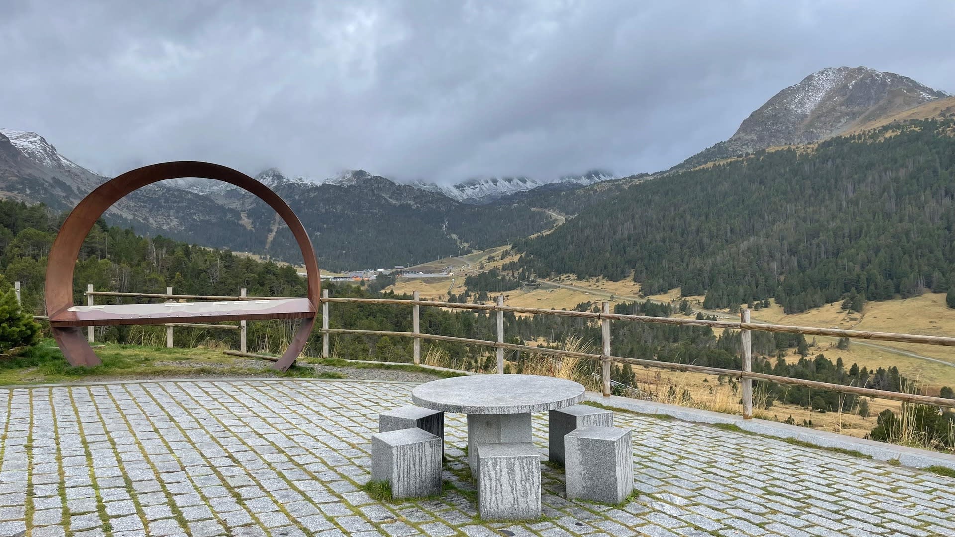 Andorra and France Guided Day Tour - Thumbnail 9