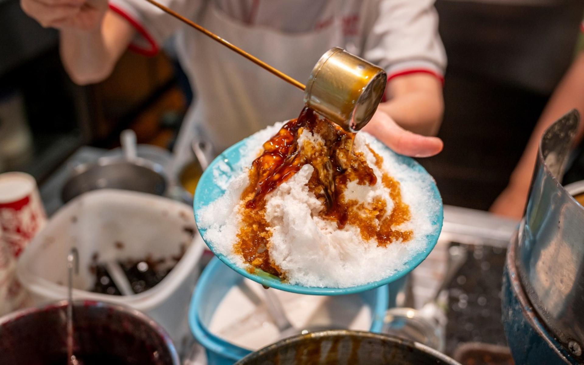 Kuala Lumpur: Nightlife Street Food Tour with 6 Tastings - Thumbnail 6