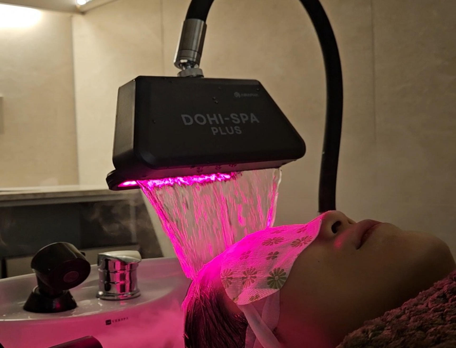 EcoJardin: Stem Cell Head Spa Experience in Jamsil LotteTower,Seoul - Image 1