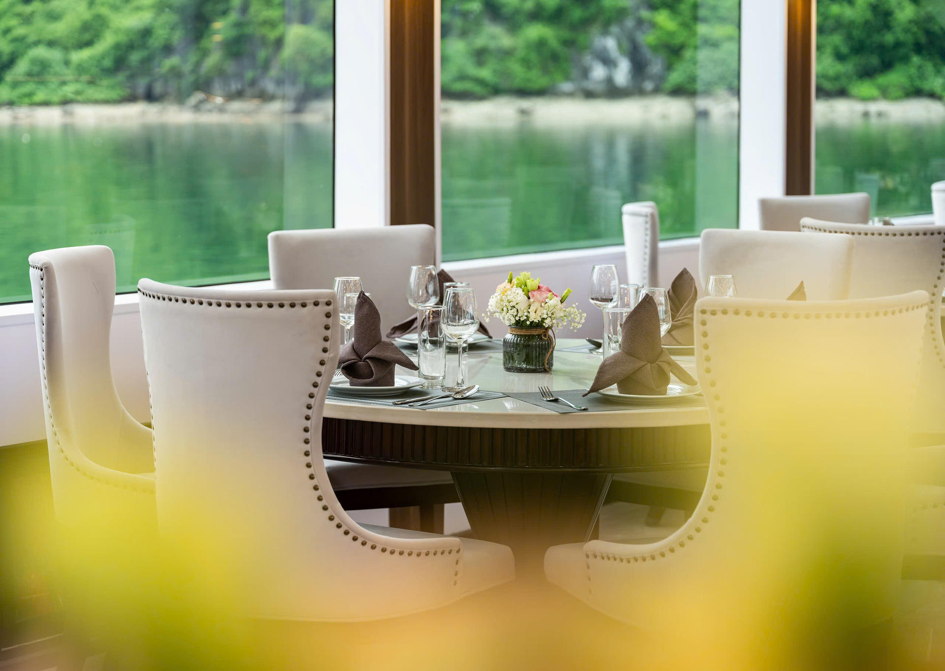 Hercules Premium Day Cruise: Ha Long Bay with Sung Sot & Ti Top - Thumbnail 5