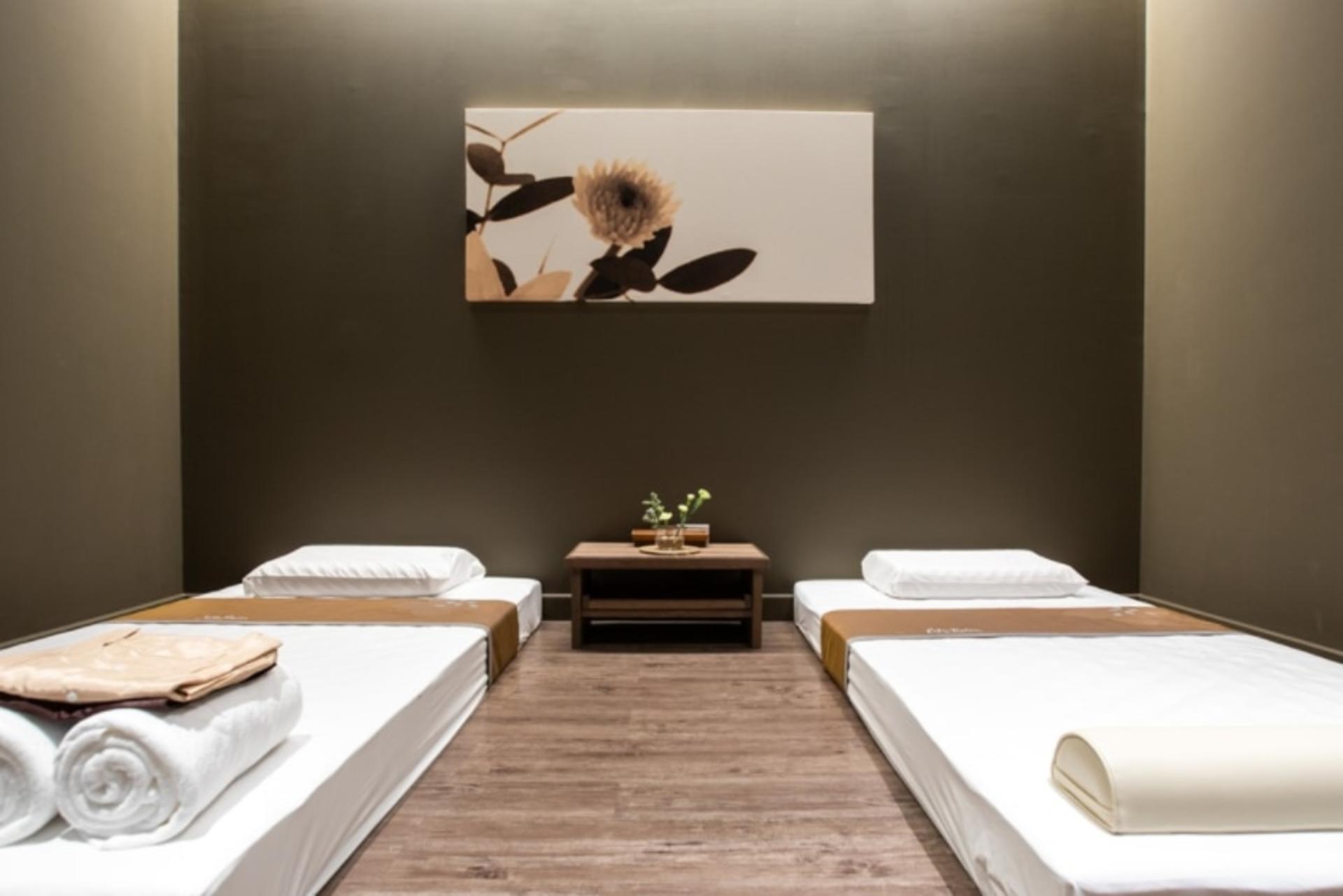 Let's Relax Spa at Ginza Thonglor (Nikko Hotel) in Bangkok - Thumbnail 2