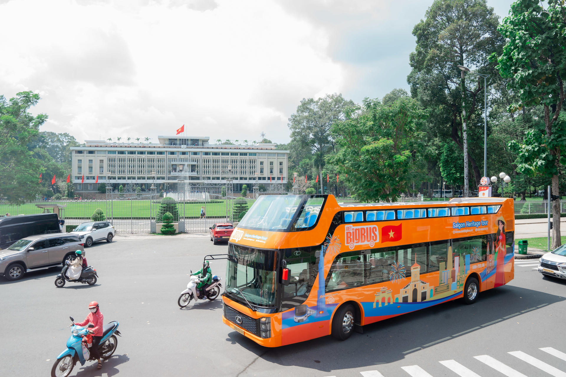 Viet BigBus Double-Decker Bus Ticket in Ho Chi Minh City - Image 1