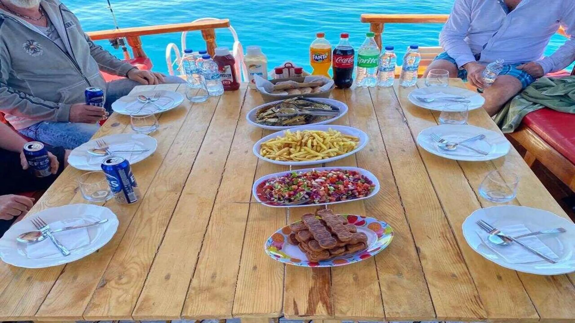 Antalya: Exclusive Mini Group Fishing Tour - Catch & Grill - Thumbnail 10