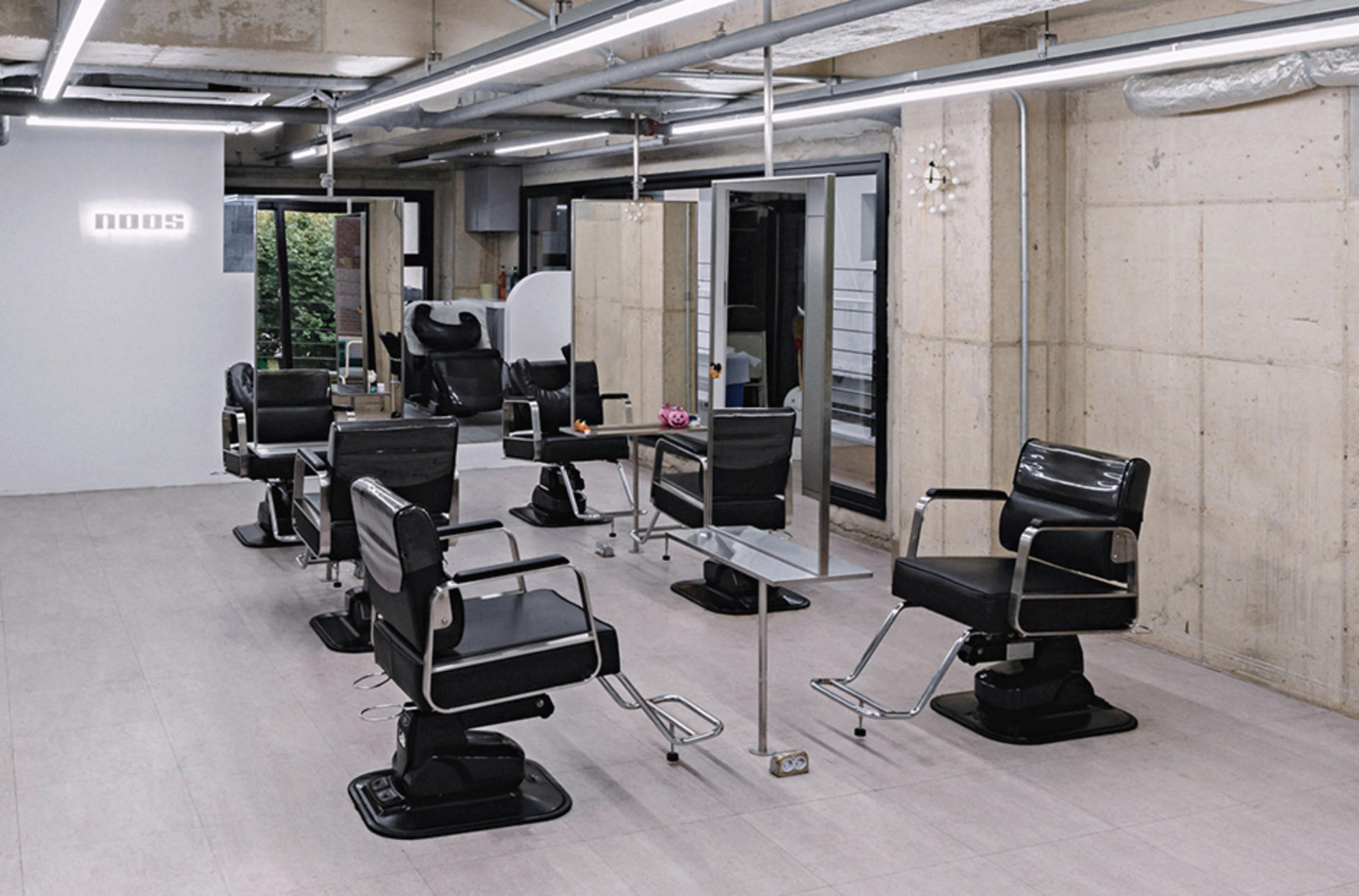 Seoul Hongdae Noos Hair Salon Hair Styling Experience - Thumbnail 2