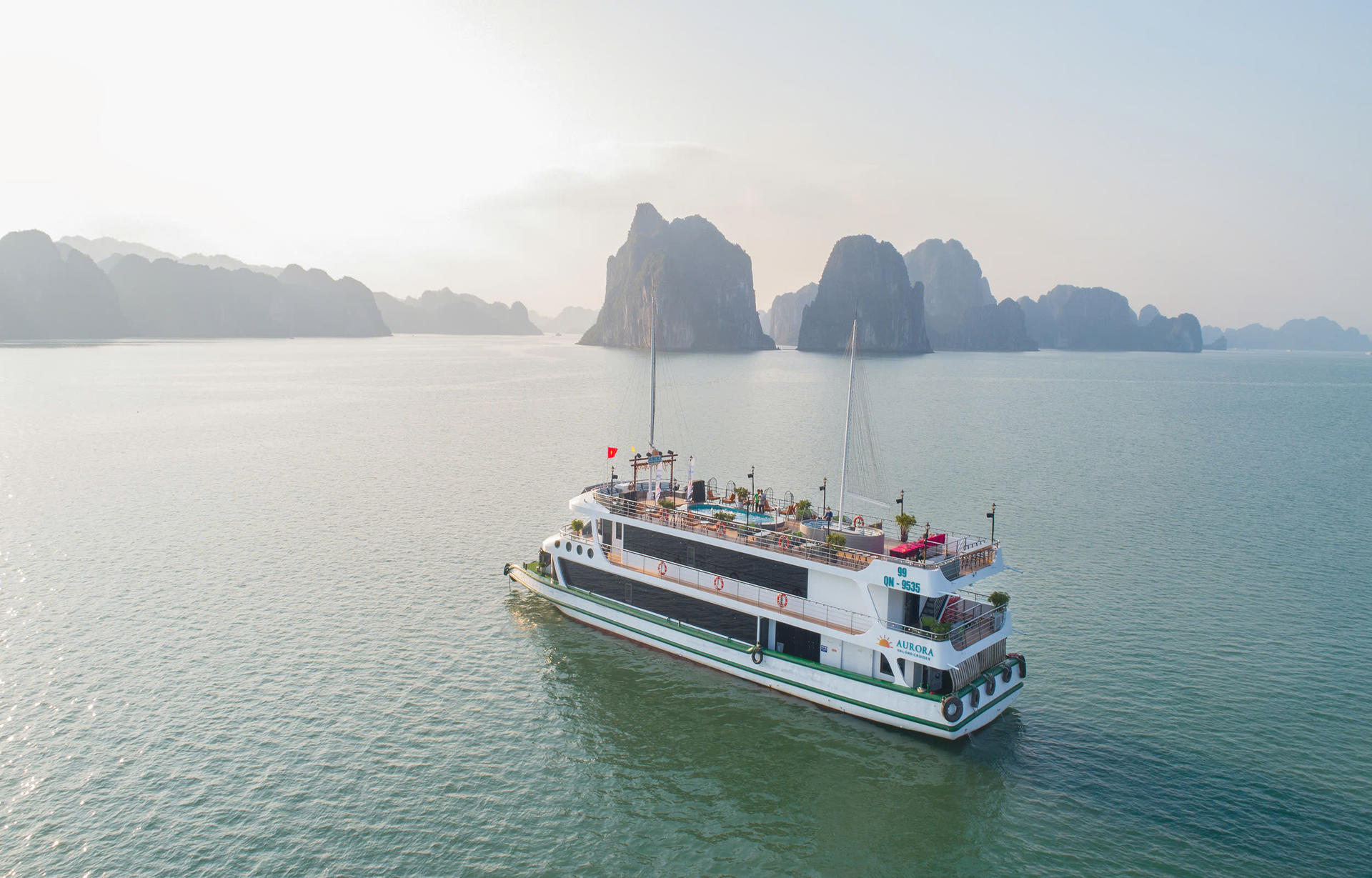 Aurora Day Cruise: Ha Long Bay with Sung Sot & Ti Top - Thumbnail 9