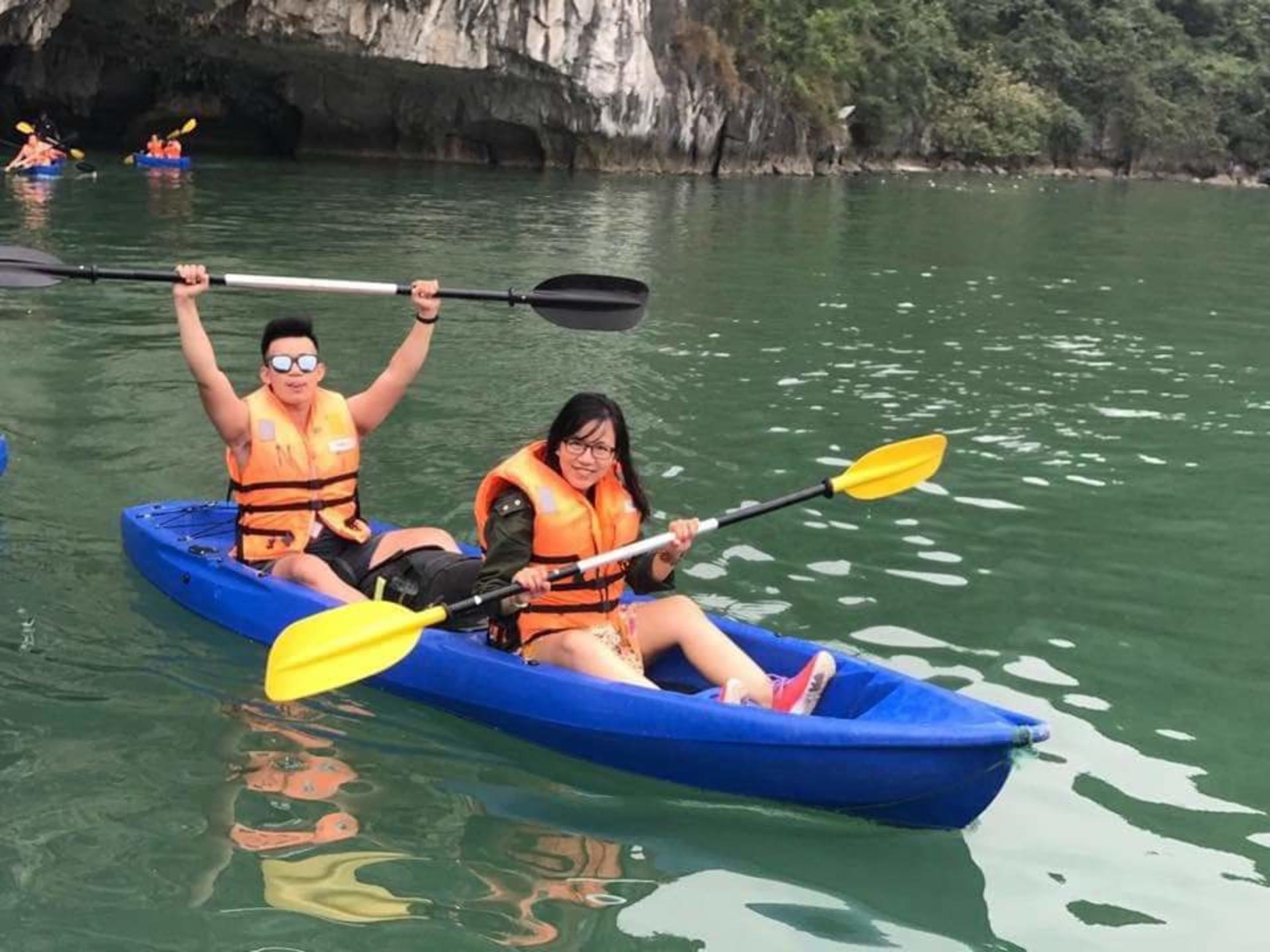 Tonkin Day Cruise: Ha Long Bay with Sung Sot & Ti Top - Thumbnail 5