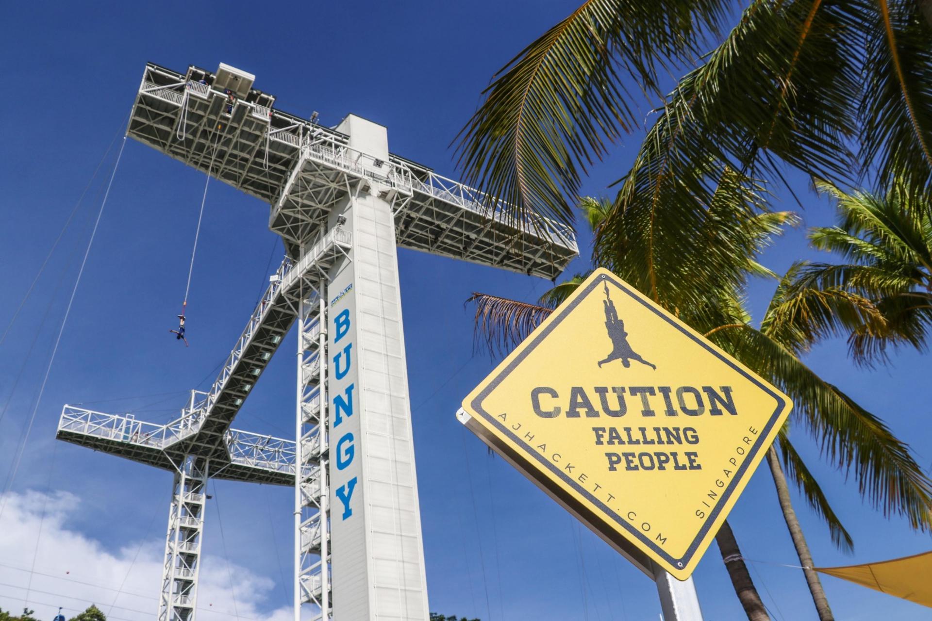 Giant Swing at Skypark Sentosa - Thumbnail 6