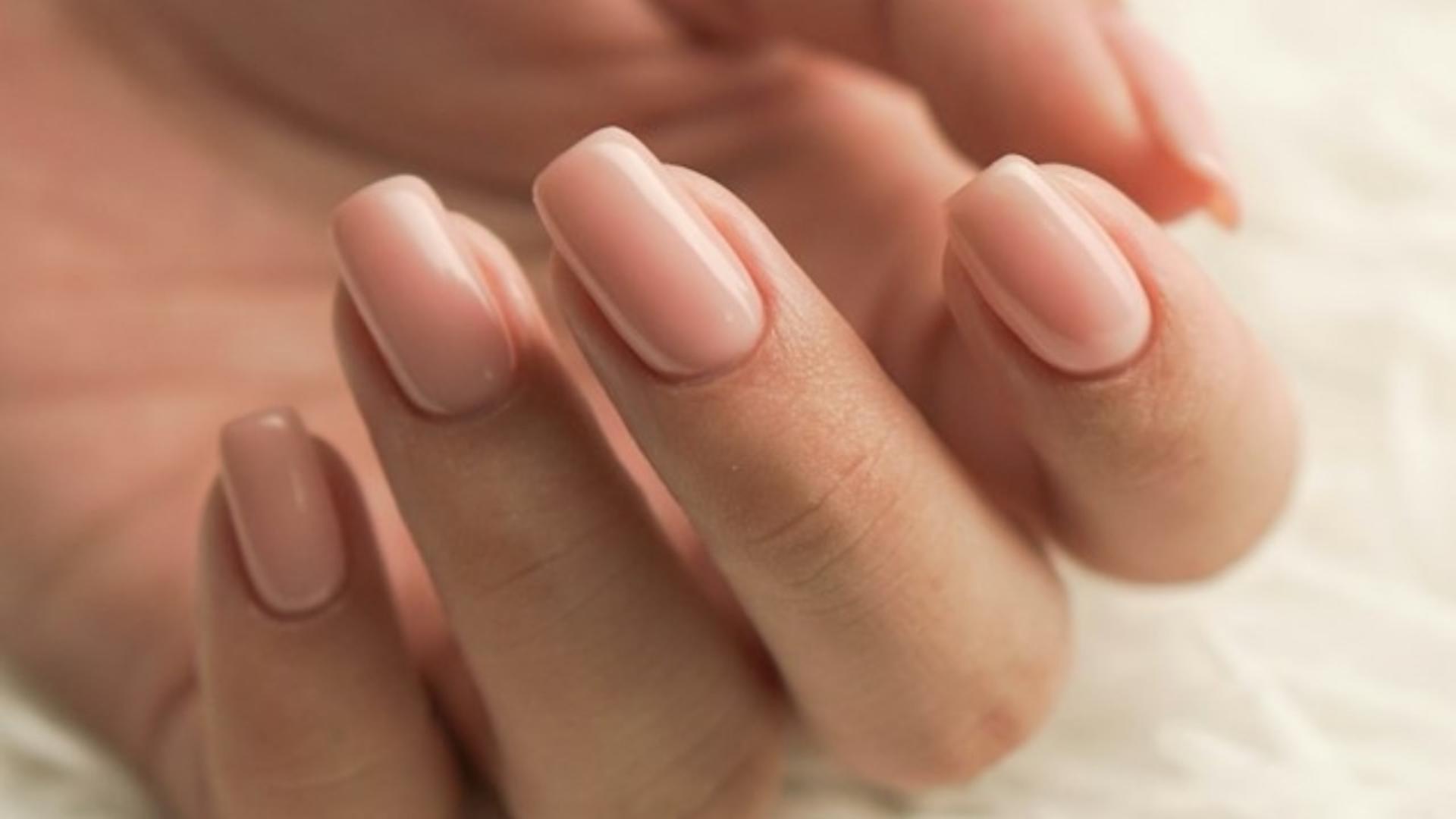 Seoul: Premium Care & Vivid Gel Nail Coloring Experience - Thumbnail 2
