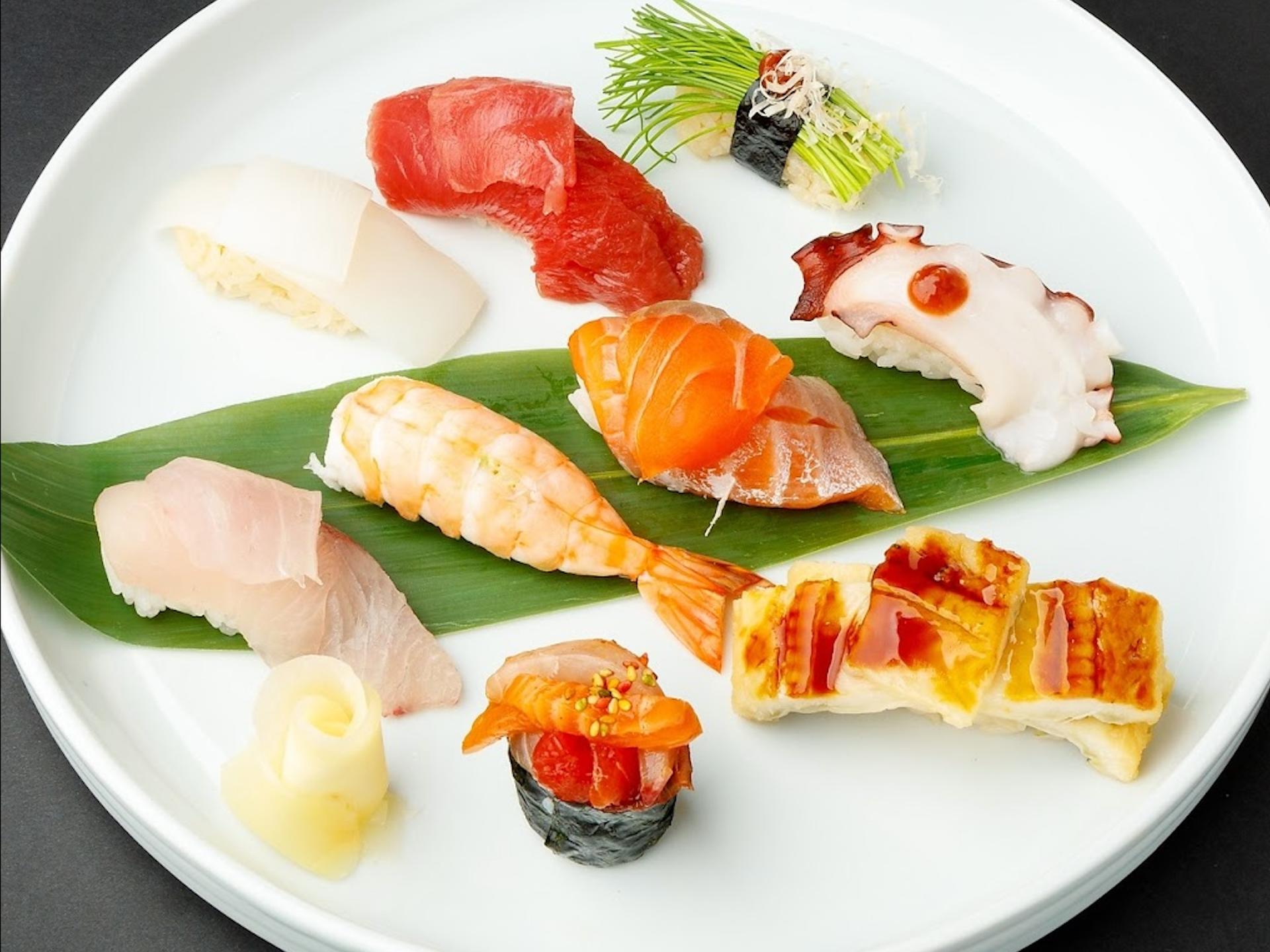 Kuromon Sushi Sushi - Nihonbashi, Osaka - Thumbnail 5