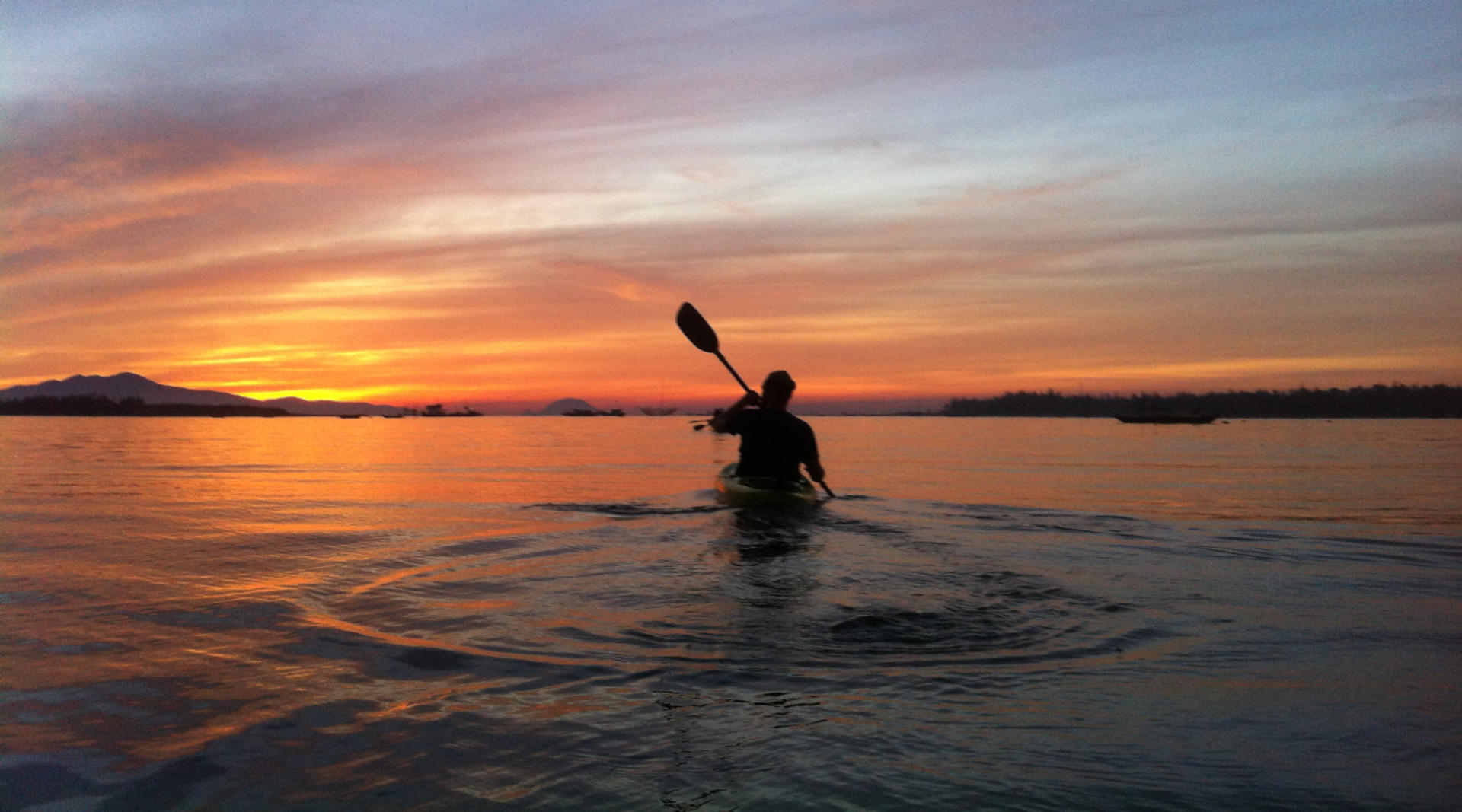 Sunrise Kayaking Experience in Hoi An
