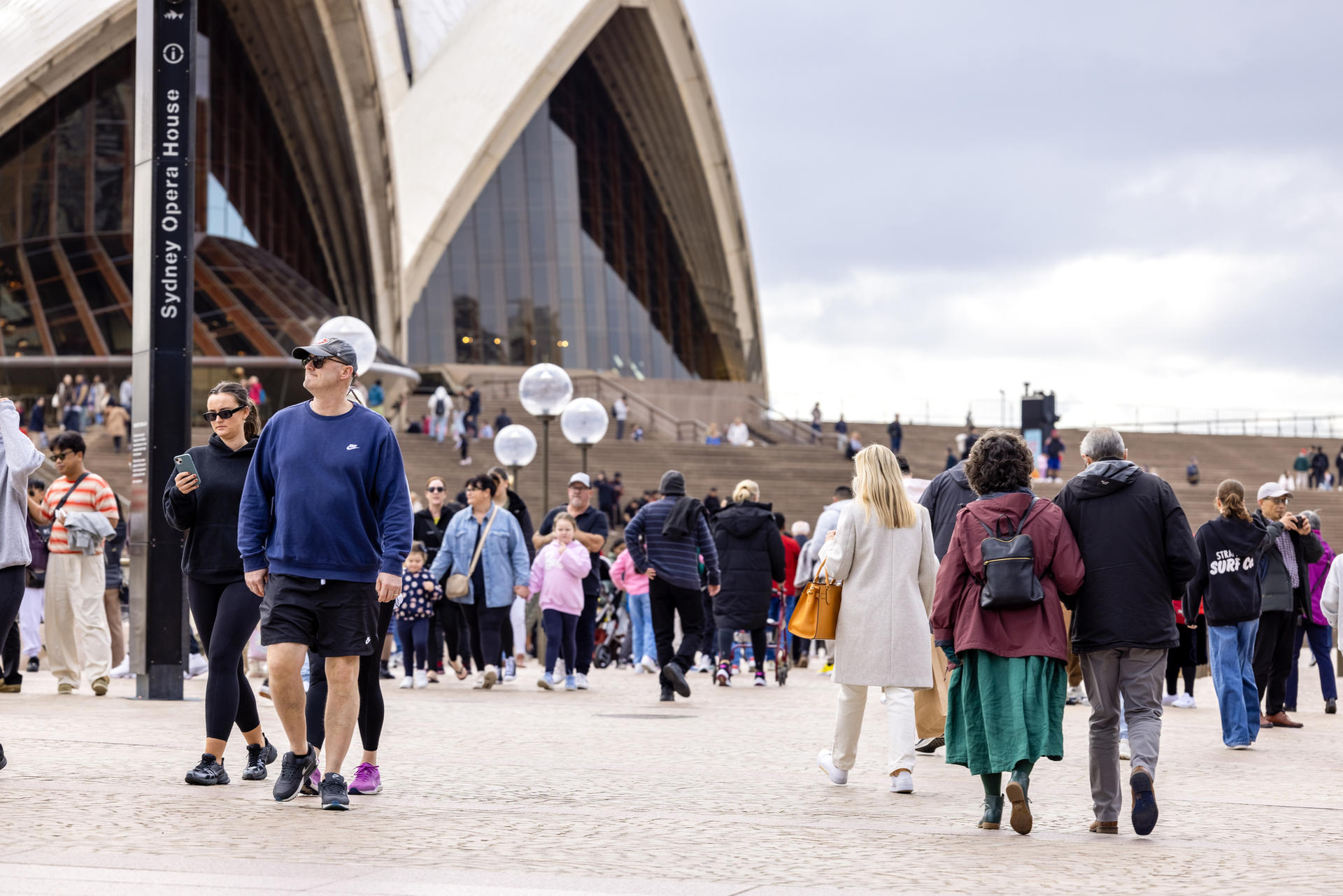 PRIVATE Sydney City Bondi Beach Opera House & Botanic Garden Tour - Thumbnail 13