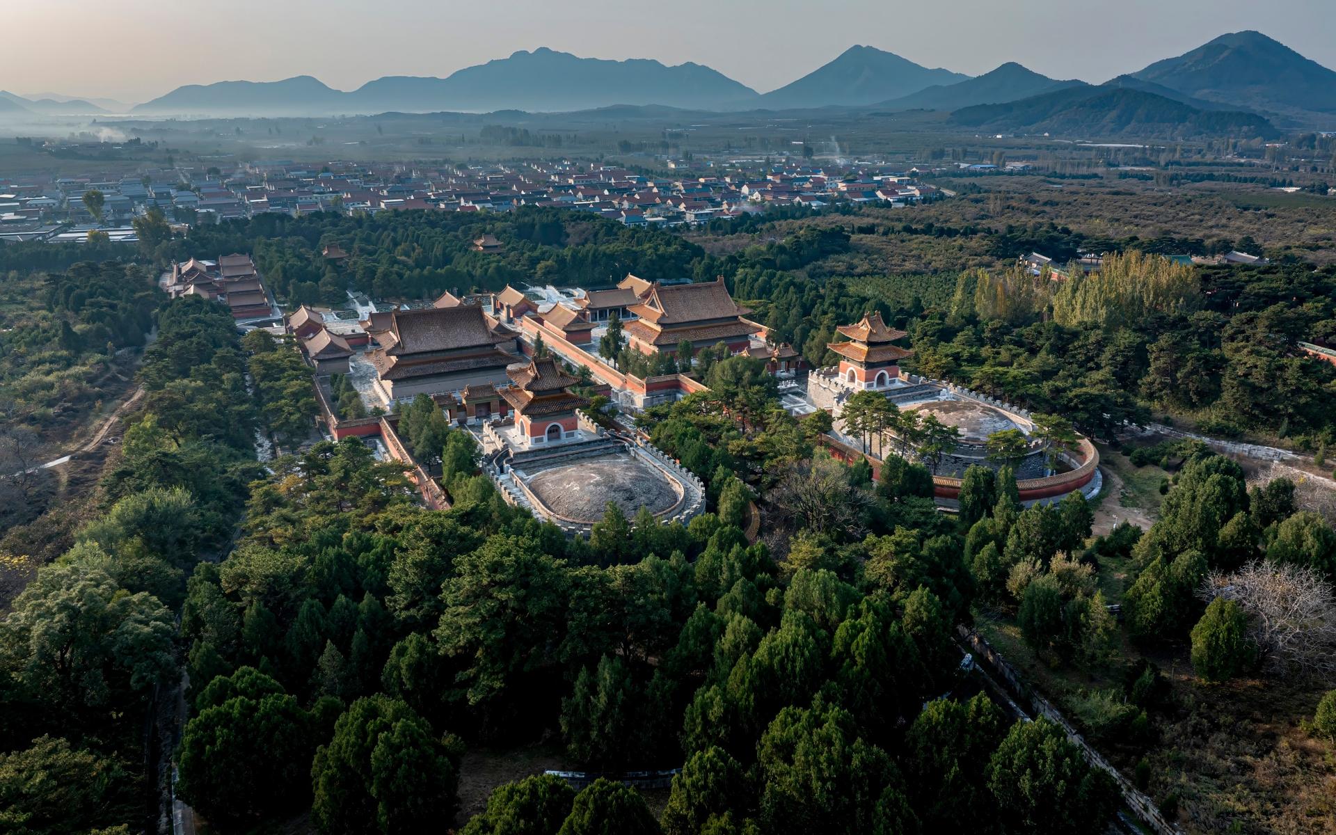 Beijing to Hebei Eastern Qing Tombs & Jingling & Yuling Private Car Day Tour - Thumbnail 7
