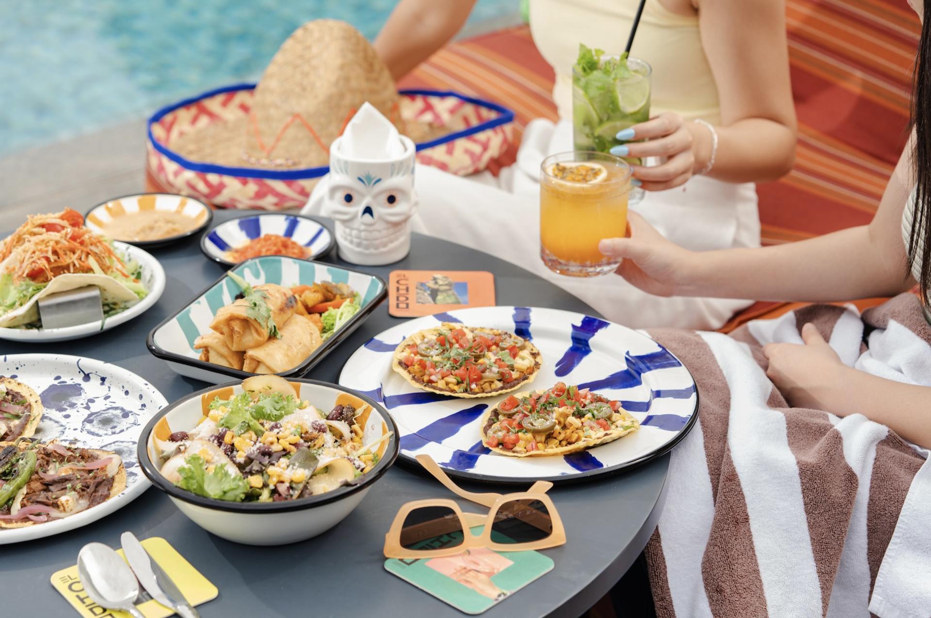 El Chido at Pullman Singapore Hill Street - Thumbnail 3