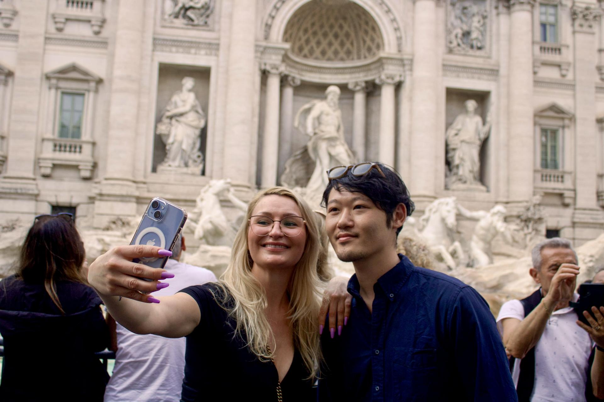 Rome City Highlights Guided Walking Tour - Thumbnail 9