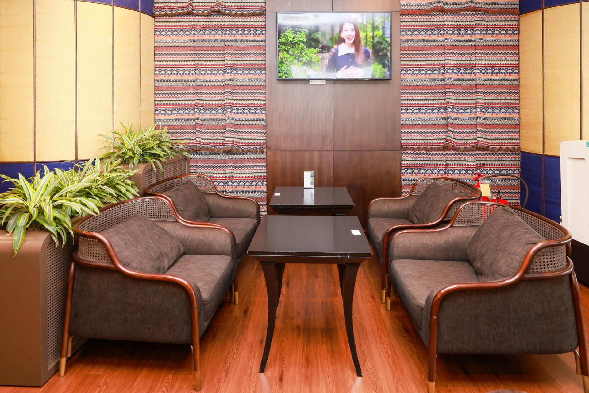 SH Premium Lounge Service in Noi Bai International Airport (HAN) - Thumbnail 13