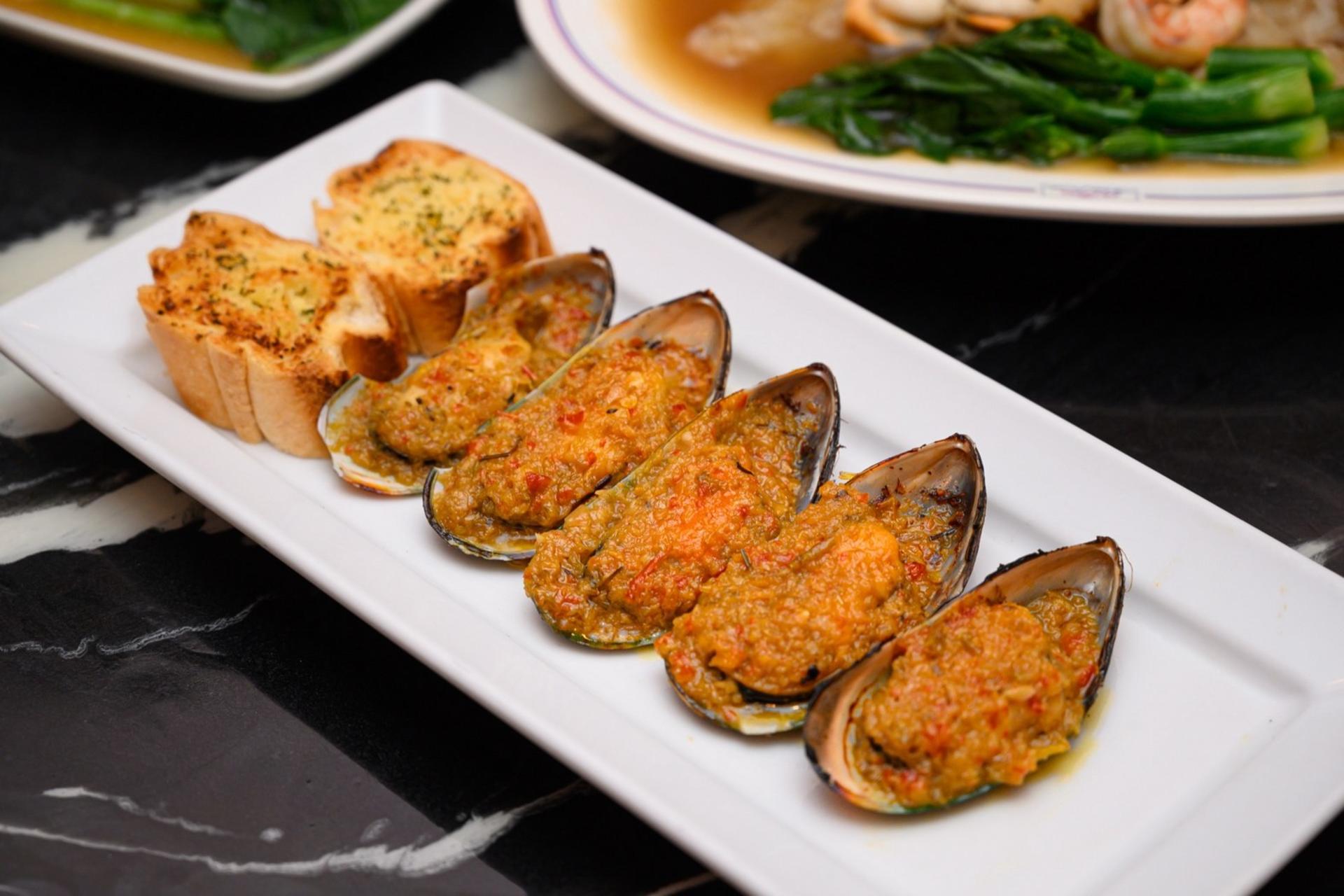 Ploen Restaurant in Ladprao Bangkok - Thumbnail 7