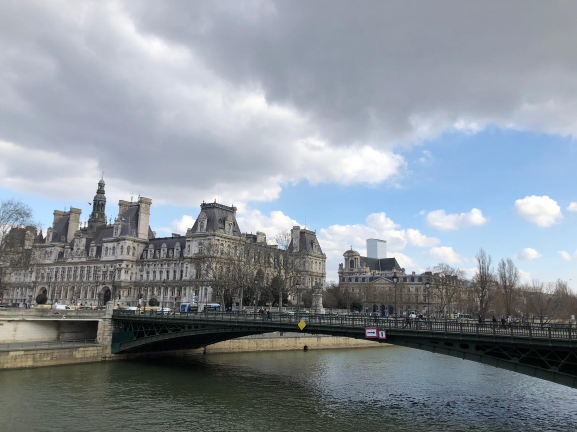 Explore the History of Paris, France - Thumbnail 5