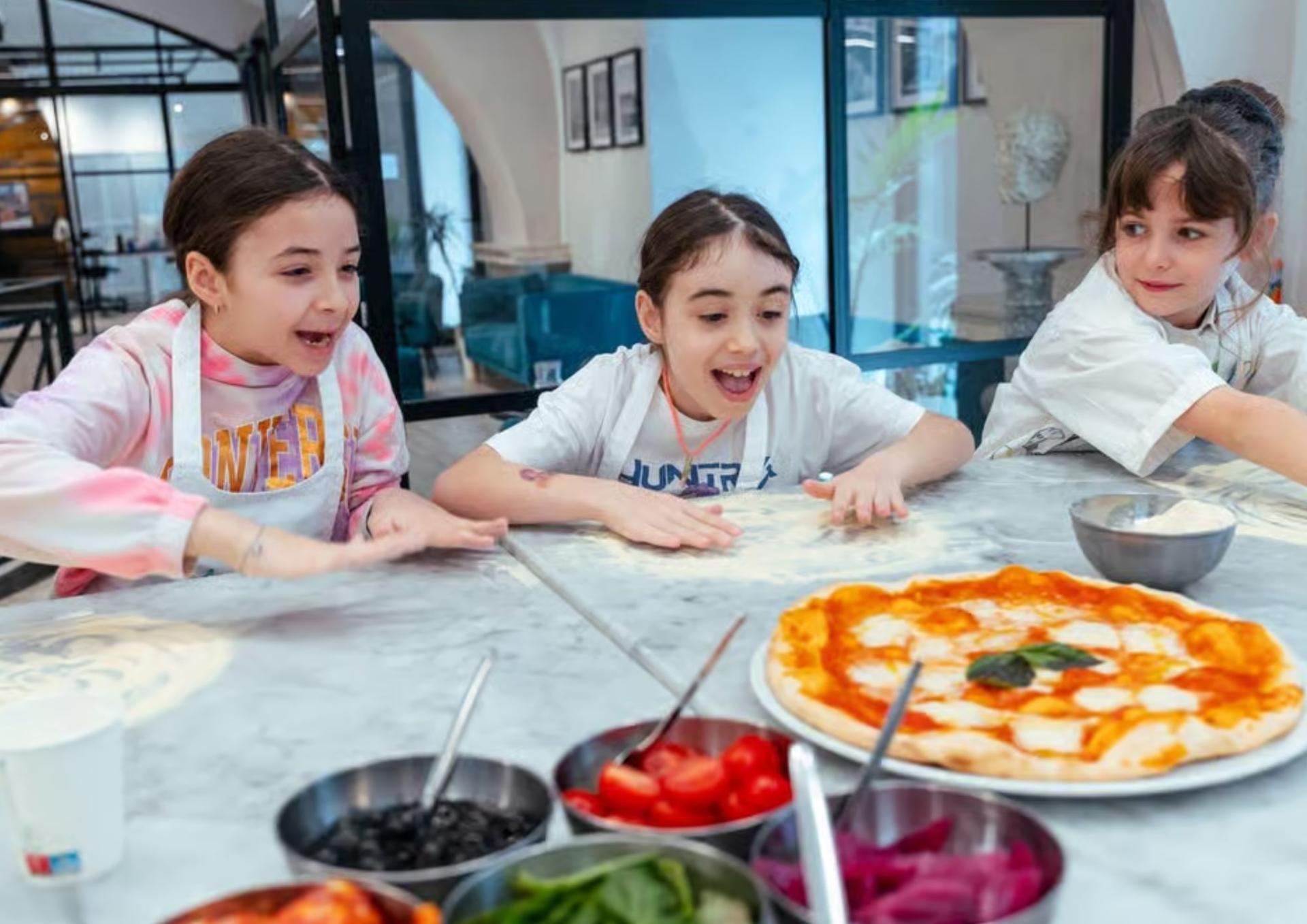 Pizza and Gelato Cooking Class in Rome - Thumbnail 5