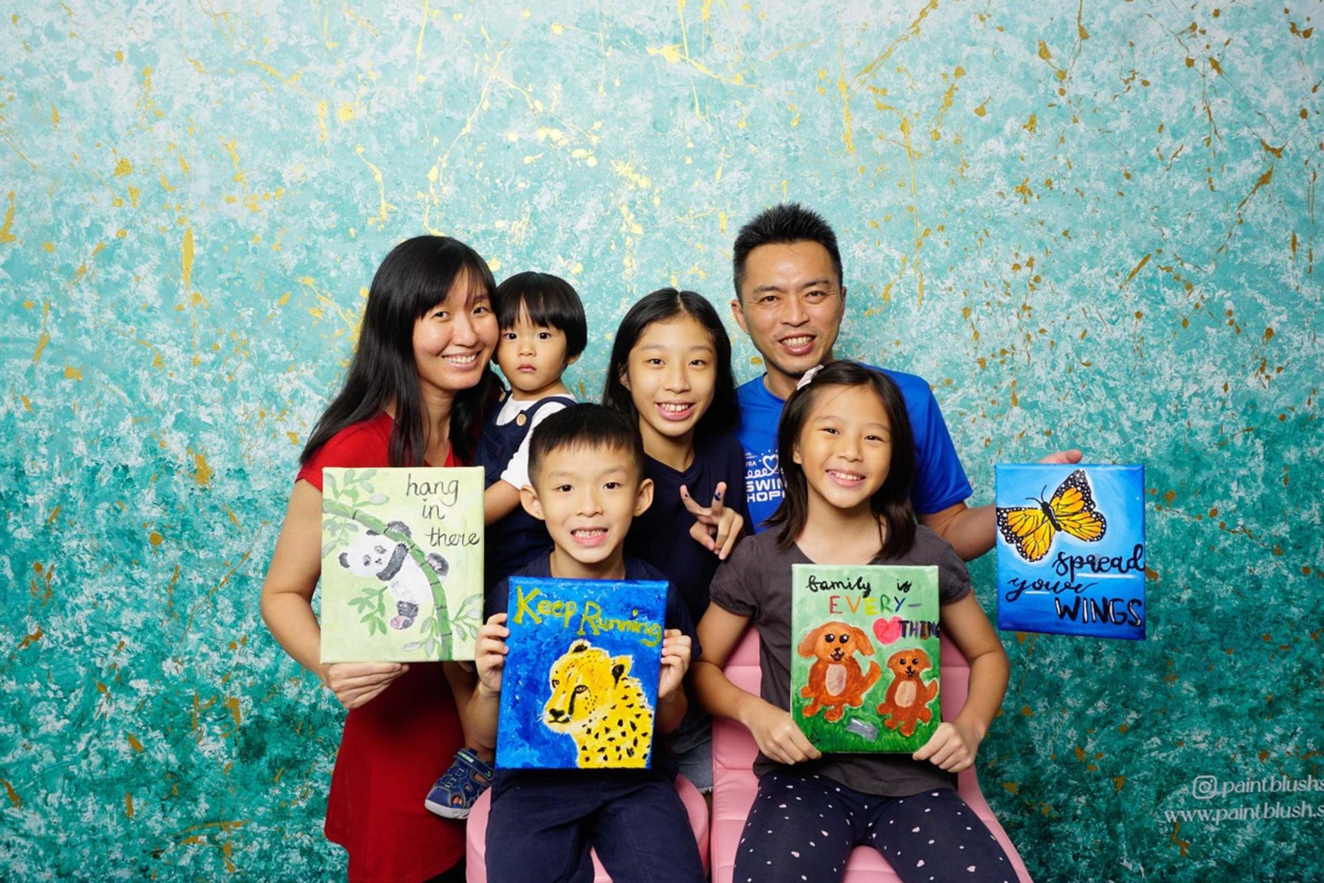 Fun Family Art Jamming Workshop in Singapore by PaintBlush Singapore - Thumbnail 2