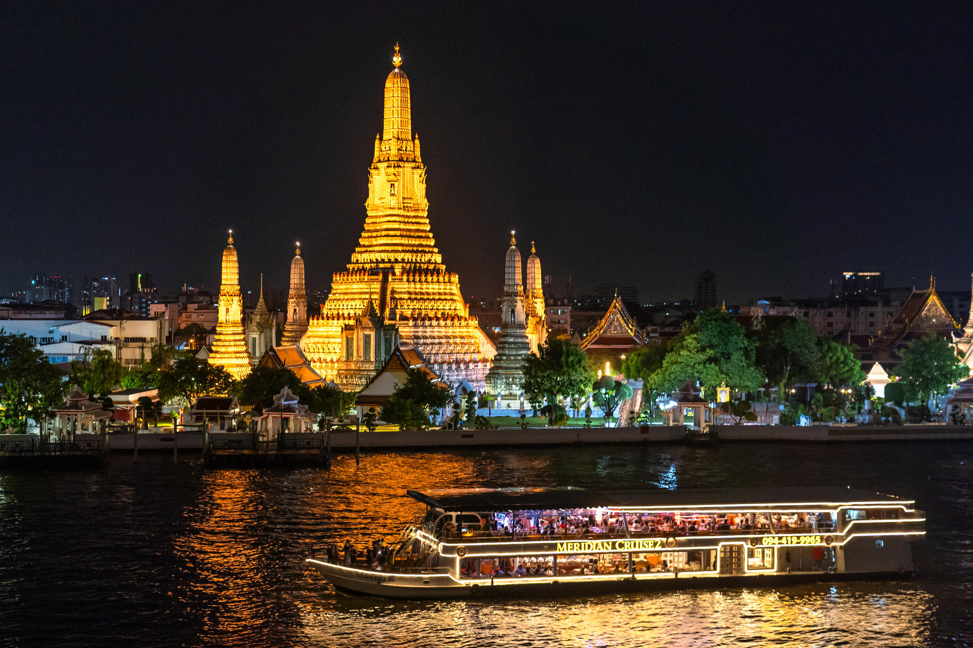 Meridian Dinner Cruise in Bangkok - Thumbnail 16