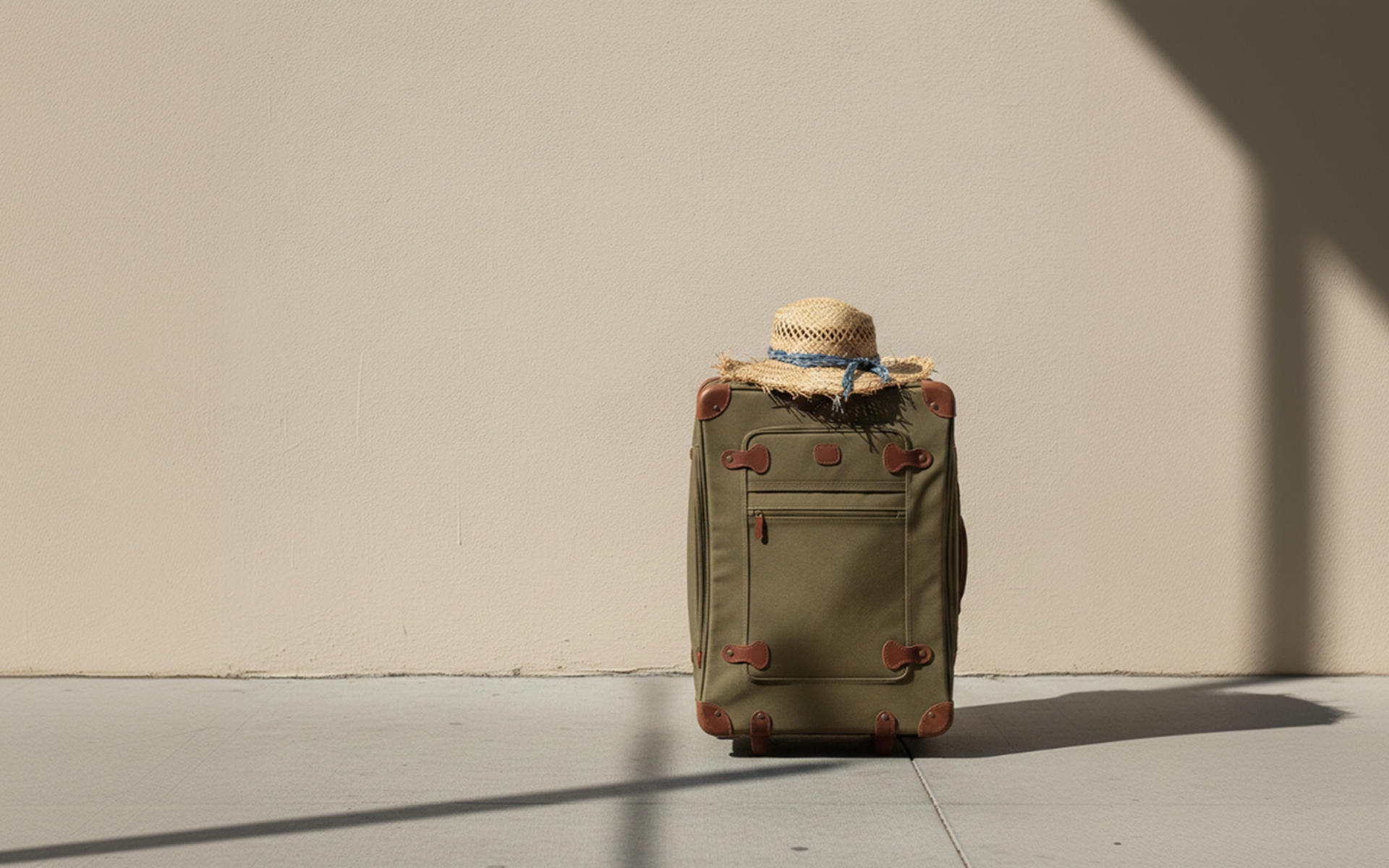 Paris Luggage Storage Service at Gare de Lyon - Thumbnail 5