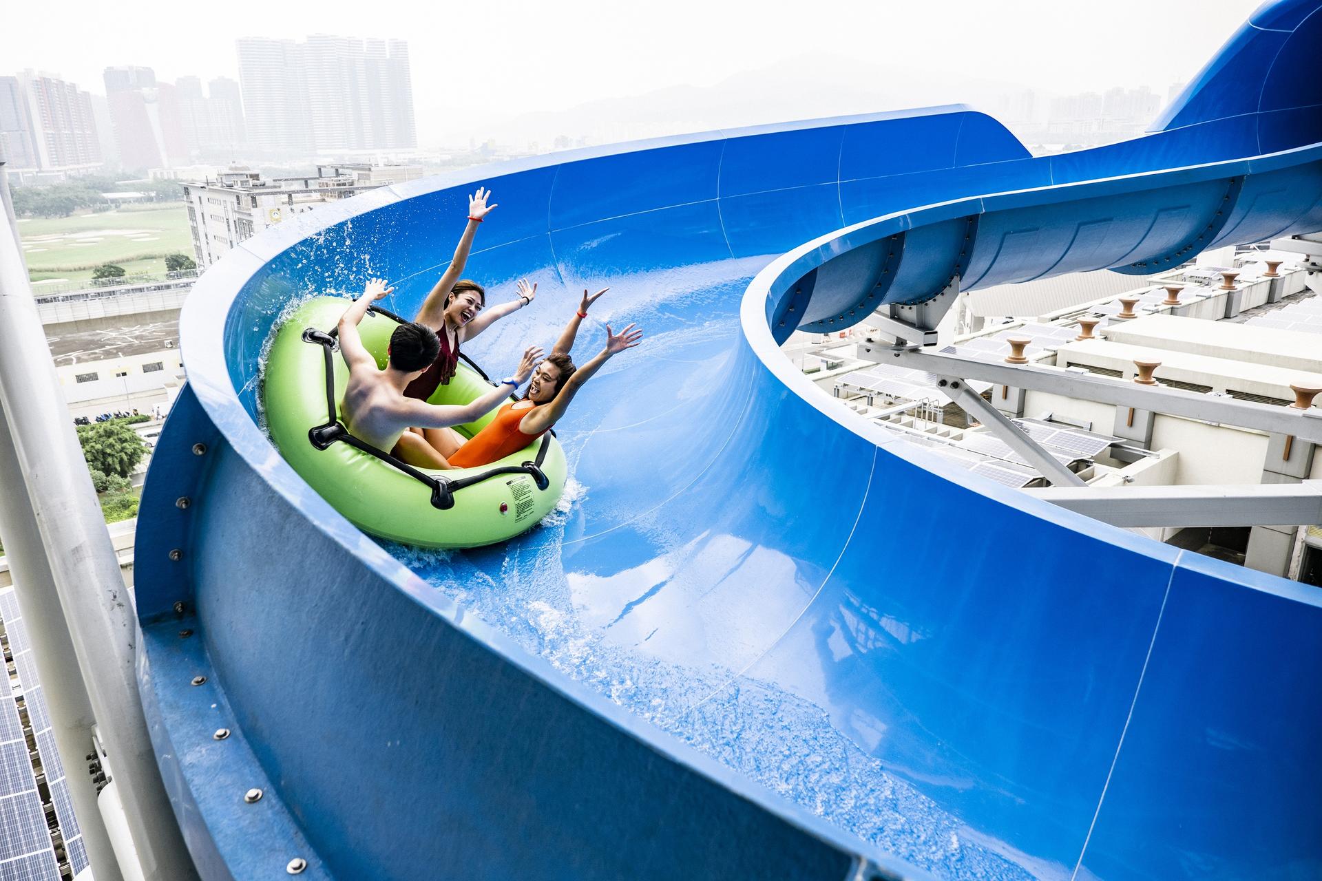 Studio City Water Park in Macau - Thumbnail 14