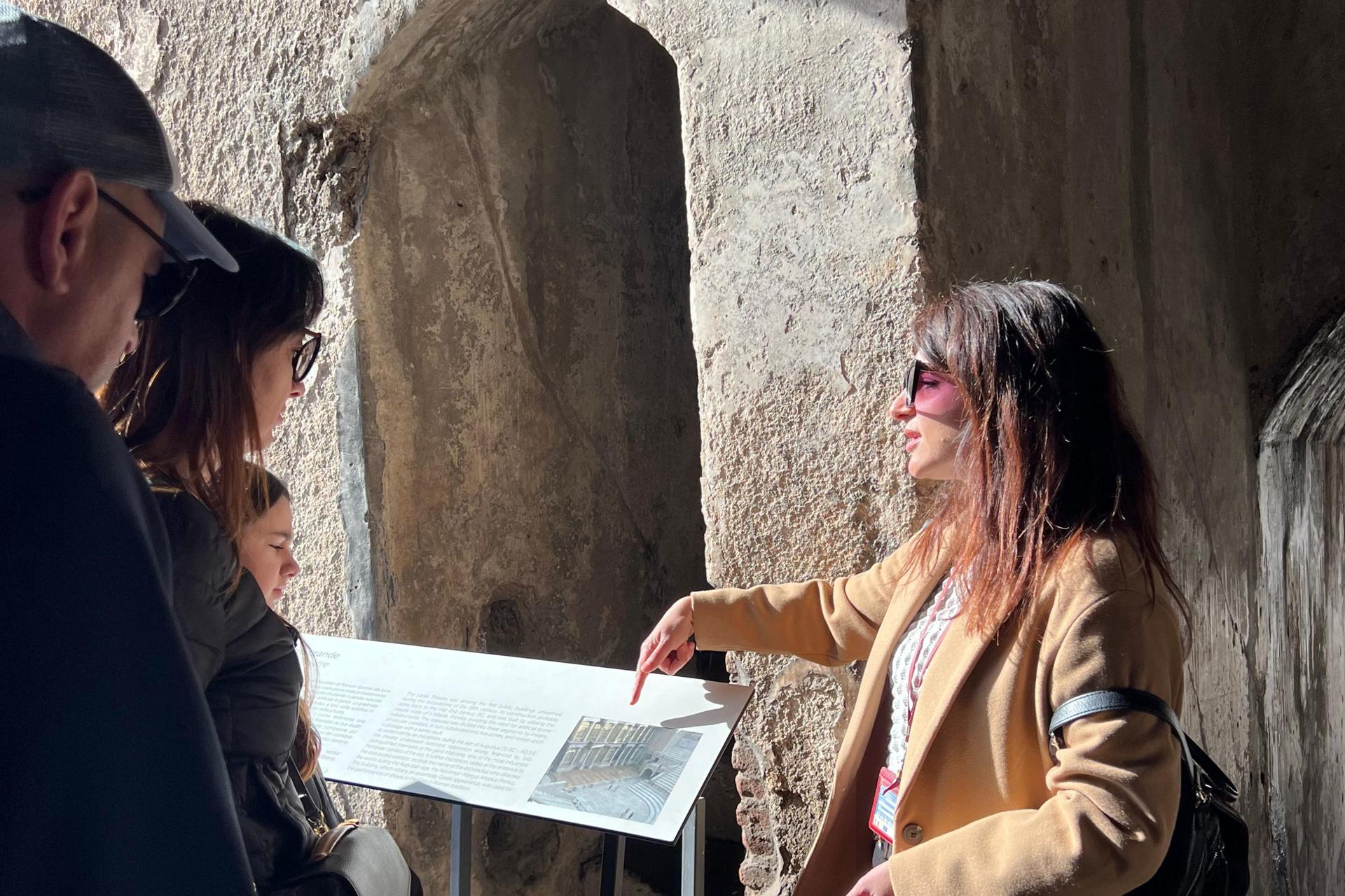 Shared Pompeii Tour from Naples - Thumbnail 7