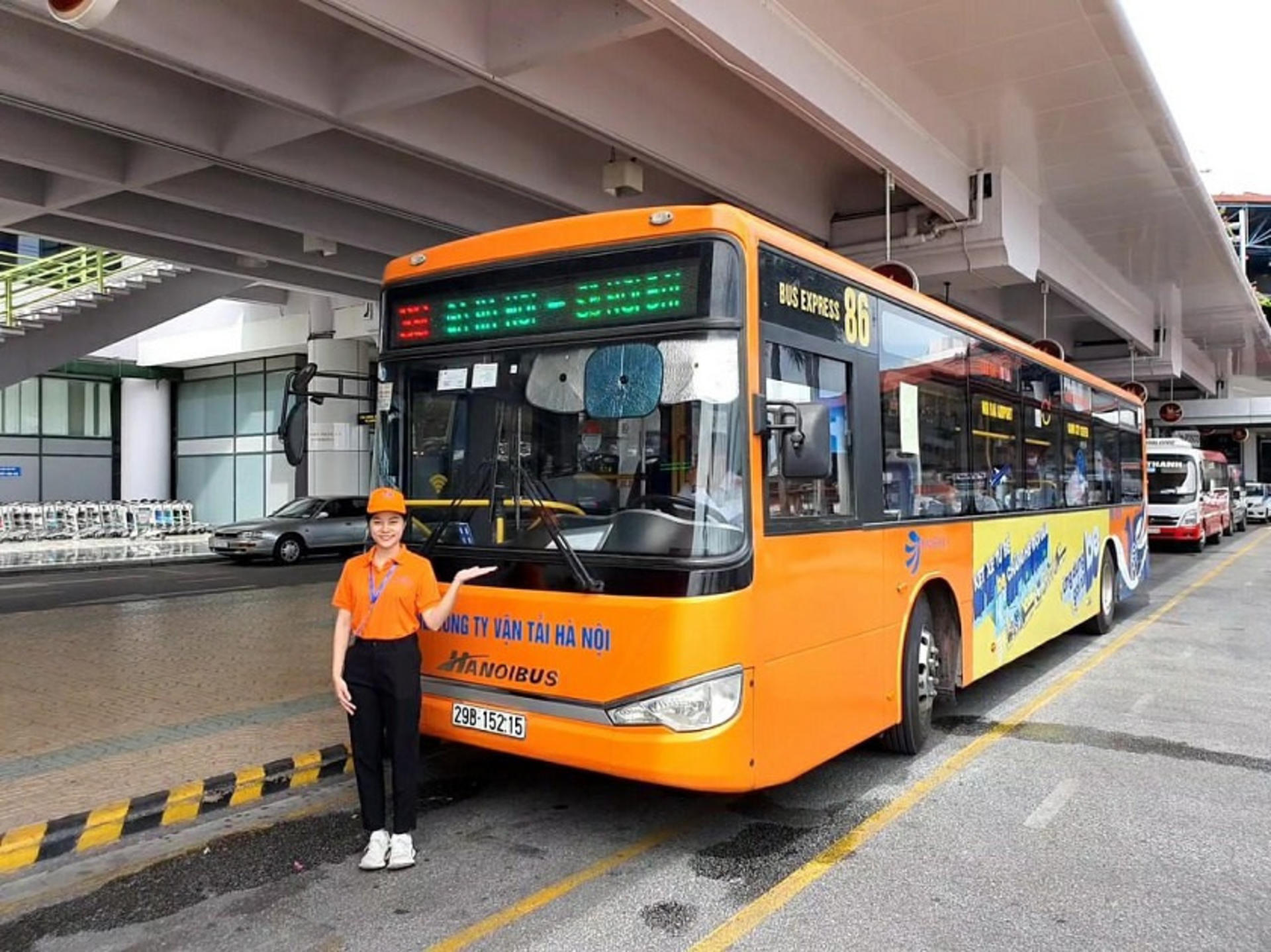 Noi Bai International Airport-Ha Noi City Express Bus by Transerco - Image 1