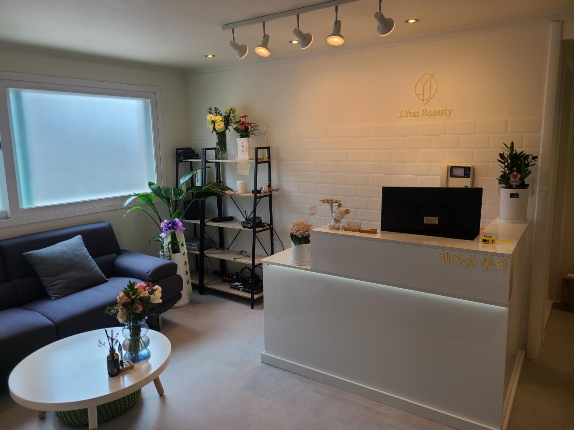 Seoul Gangnam J.Yun Beauty Premium Skin Recovery & Care Experience - Thumbnail 14