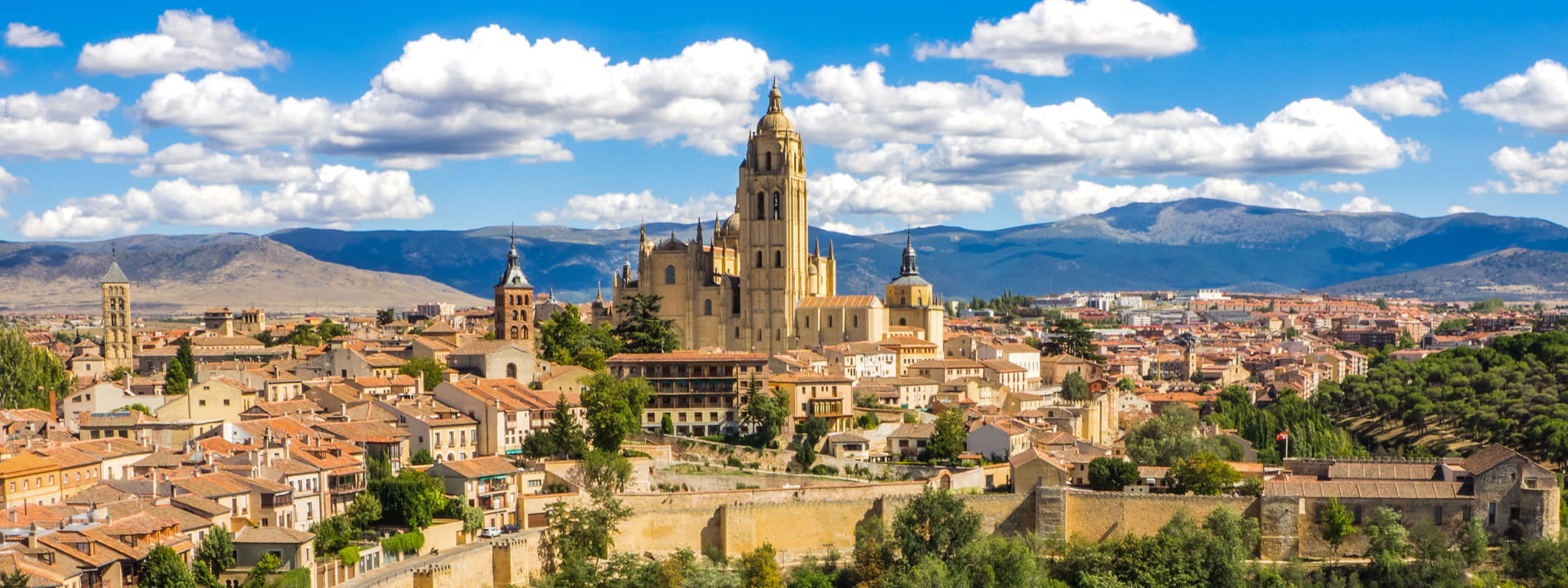 Avila Walls and Segovia Guided Tour - Image 1