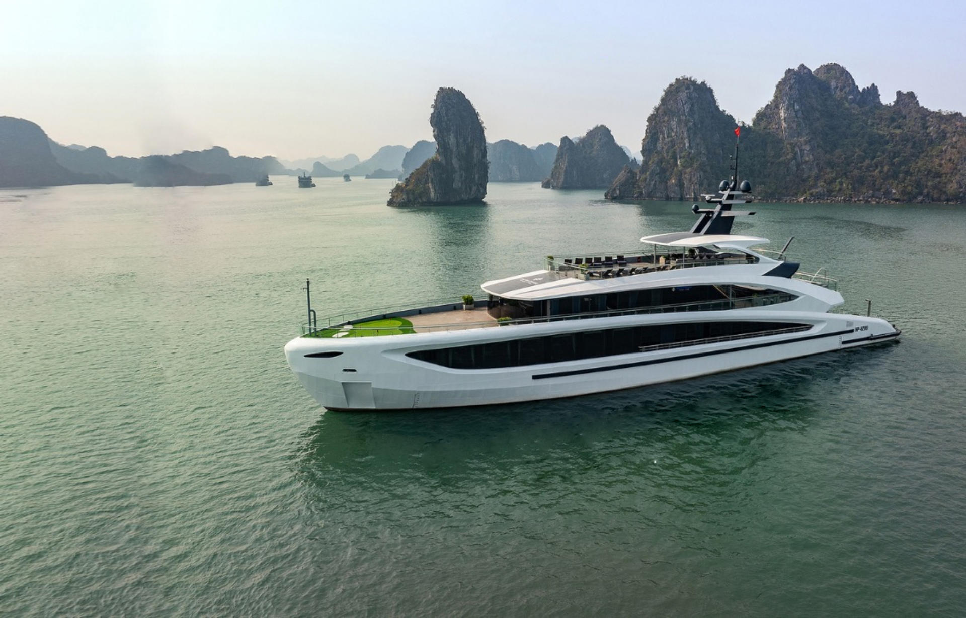 Taliya Day Cruise: Ha Long Bay & Lan Ha Bay Day Tour - Image 1