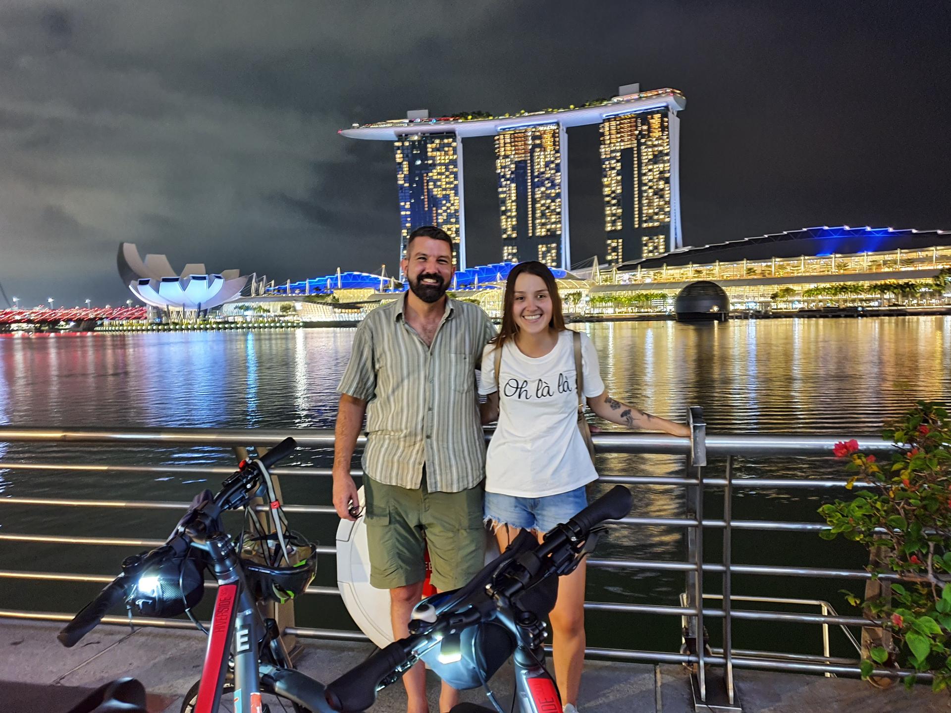Singapore Marina Bay Night Guided Bike Tour - Thumbnail 3