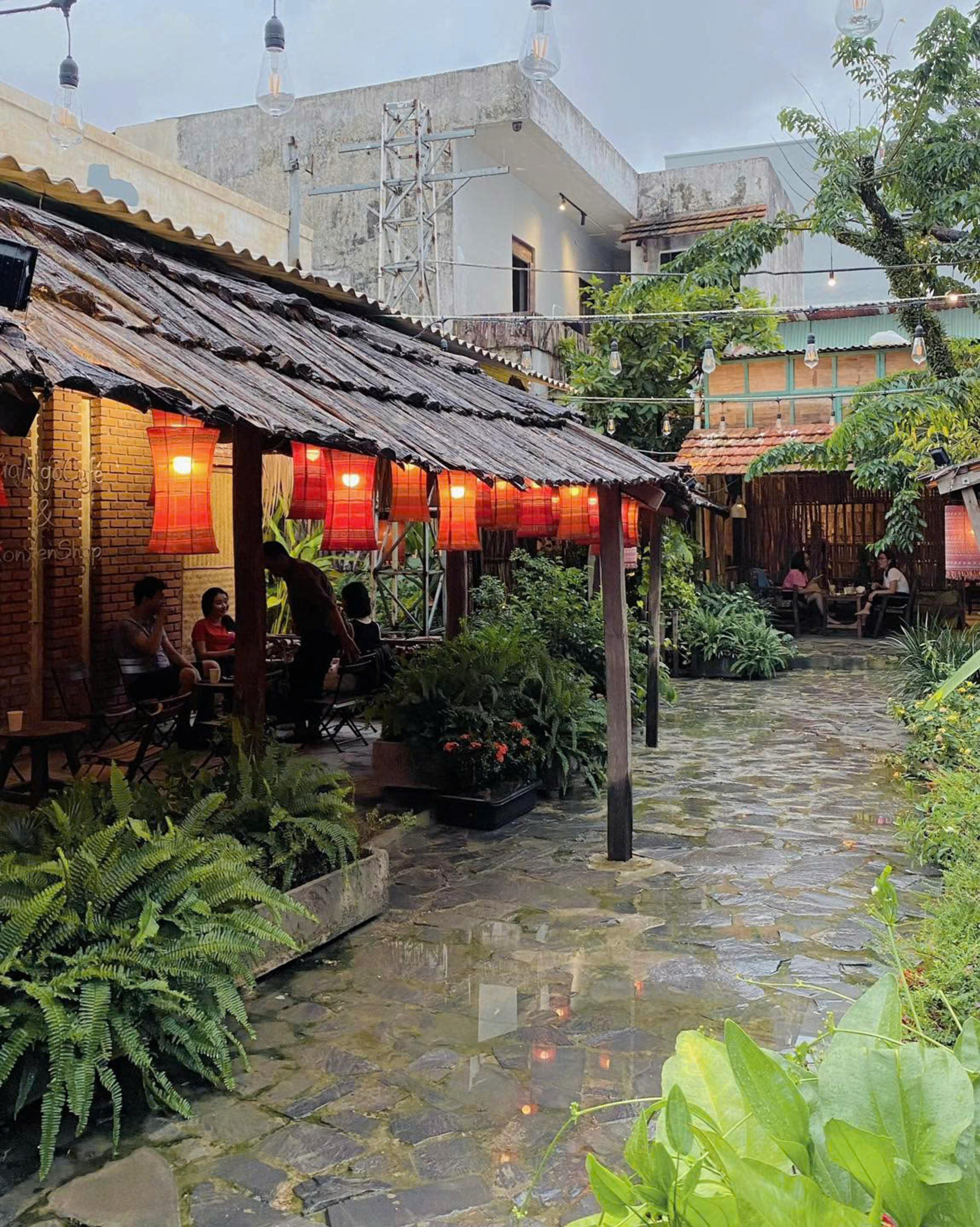 Instagram Cafe Tour in Da Nang - Thumbnail 13