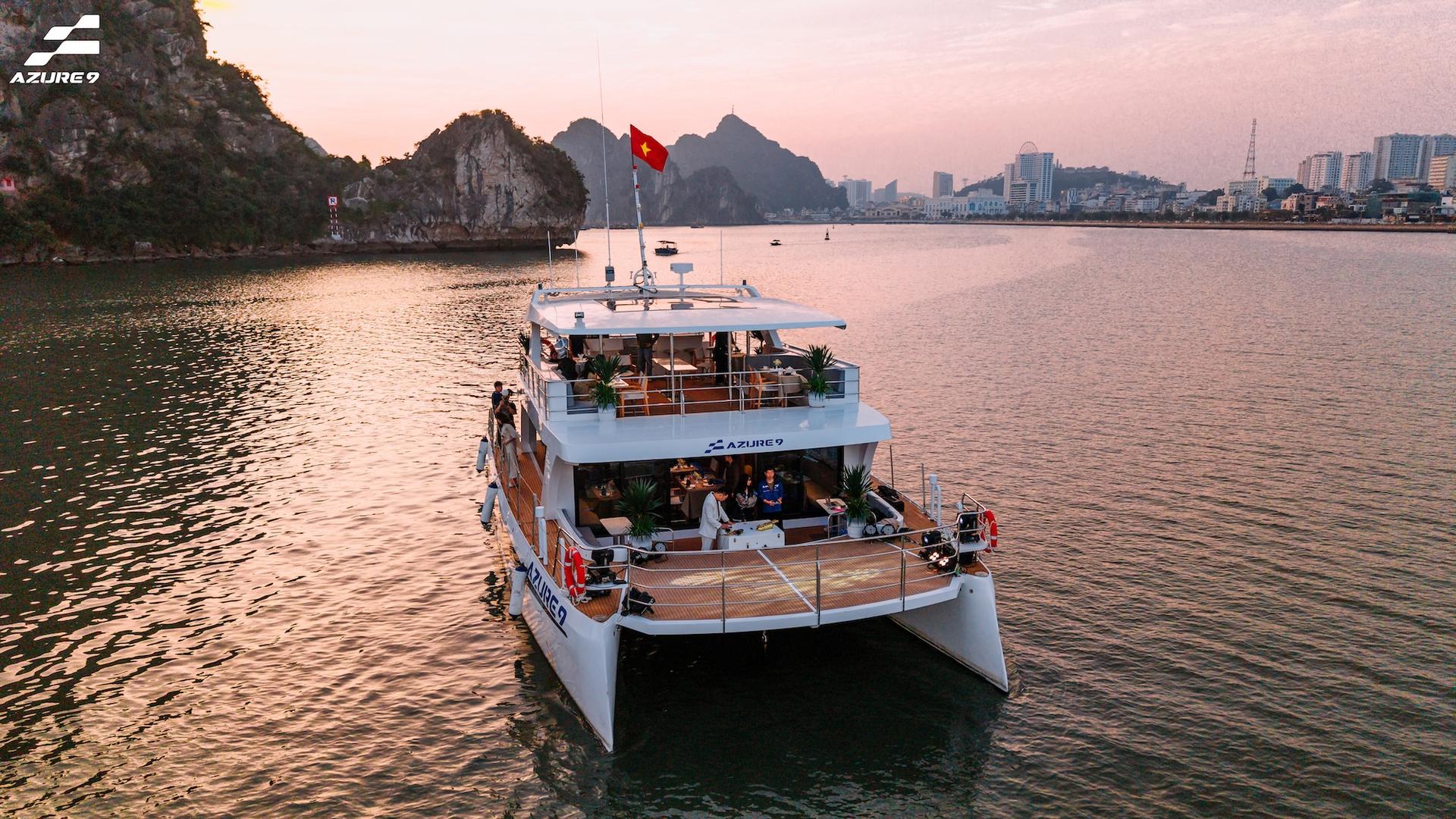 Azure 9 Sightseeing Ha Long Yacht Tour - Thumbnail 4