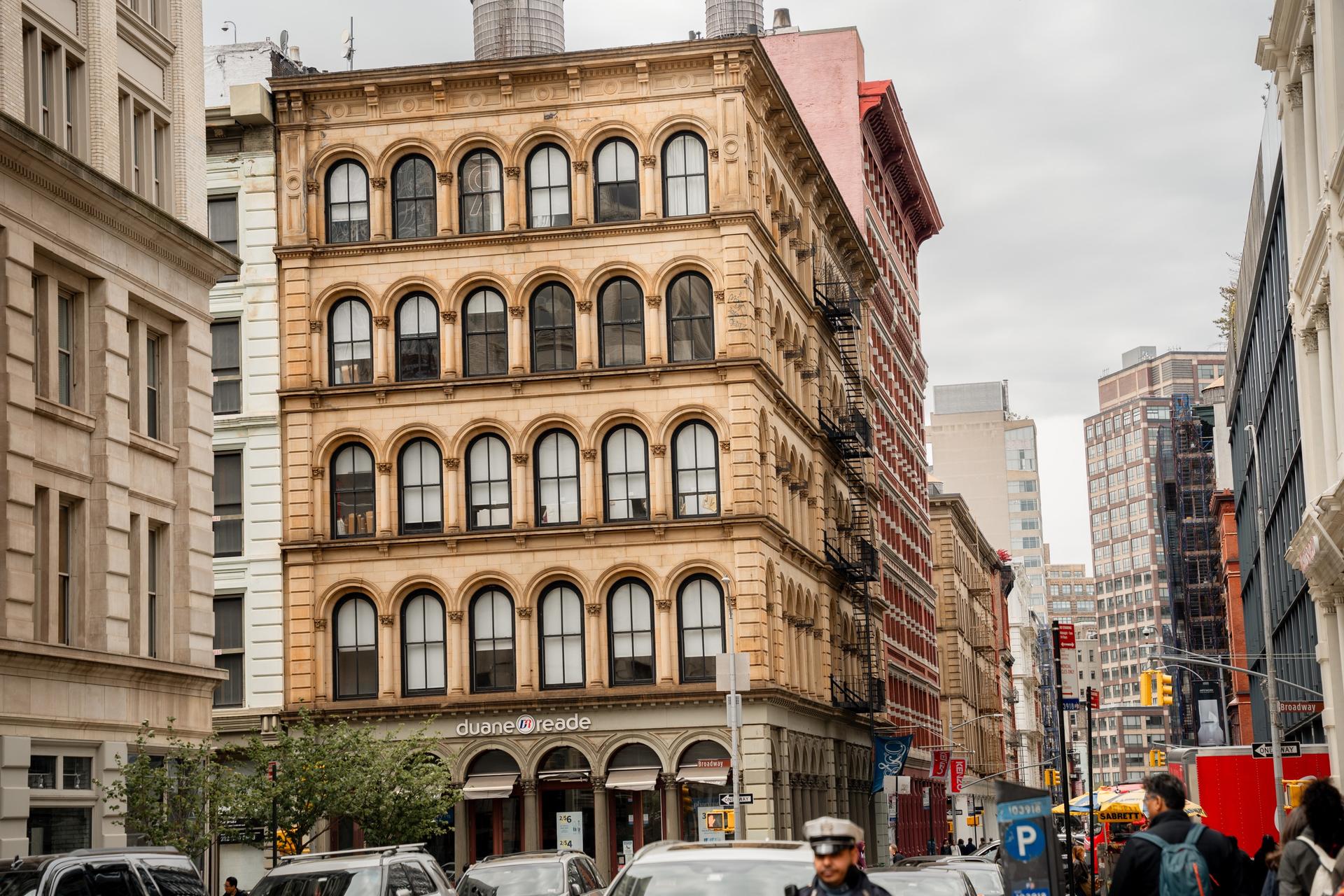 Half-Day Guided Bus Tour in New York  - Thumbnail 7