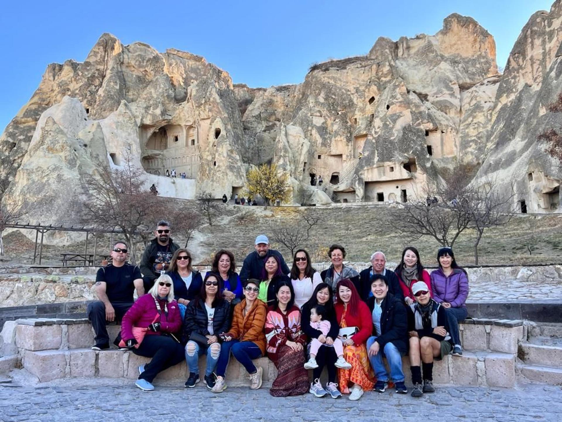 4 Days Istanbul and Cappadocia Tour w/cave hotel+optional balloon - Thumbnail 11